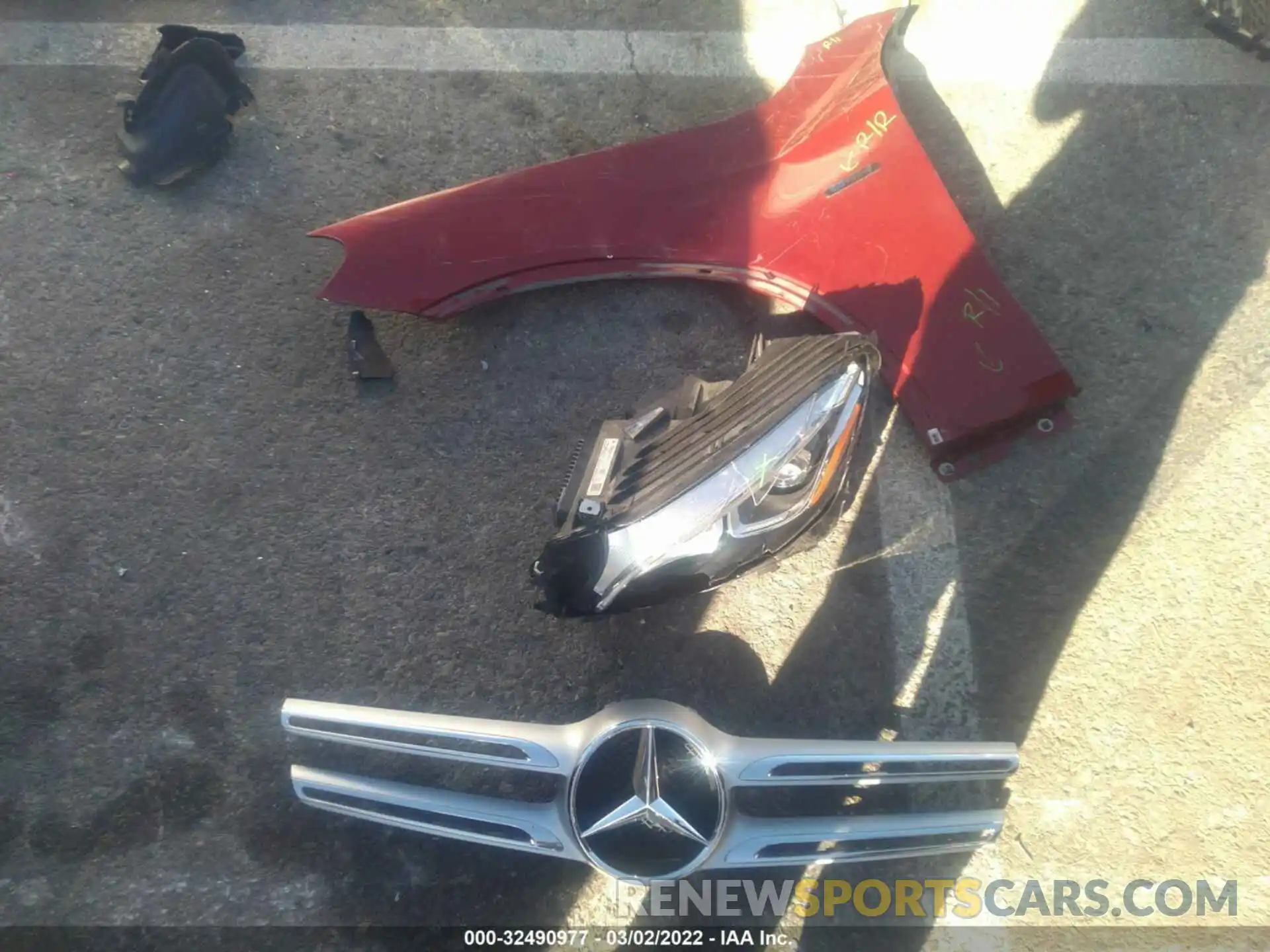 12 Photograph of a damaged car WDC0G5EB4KF641973 MERCEDES-BENZ GLC 2019