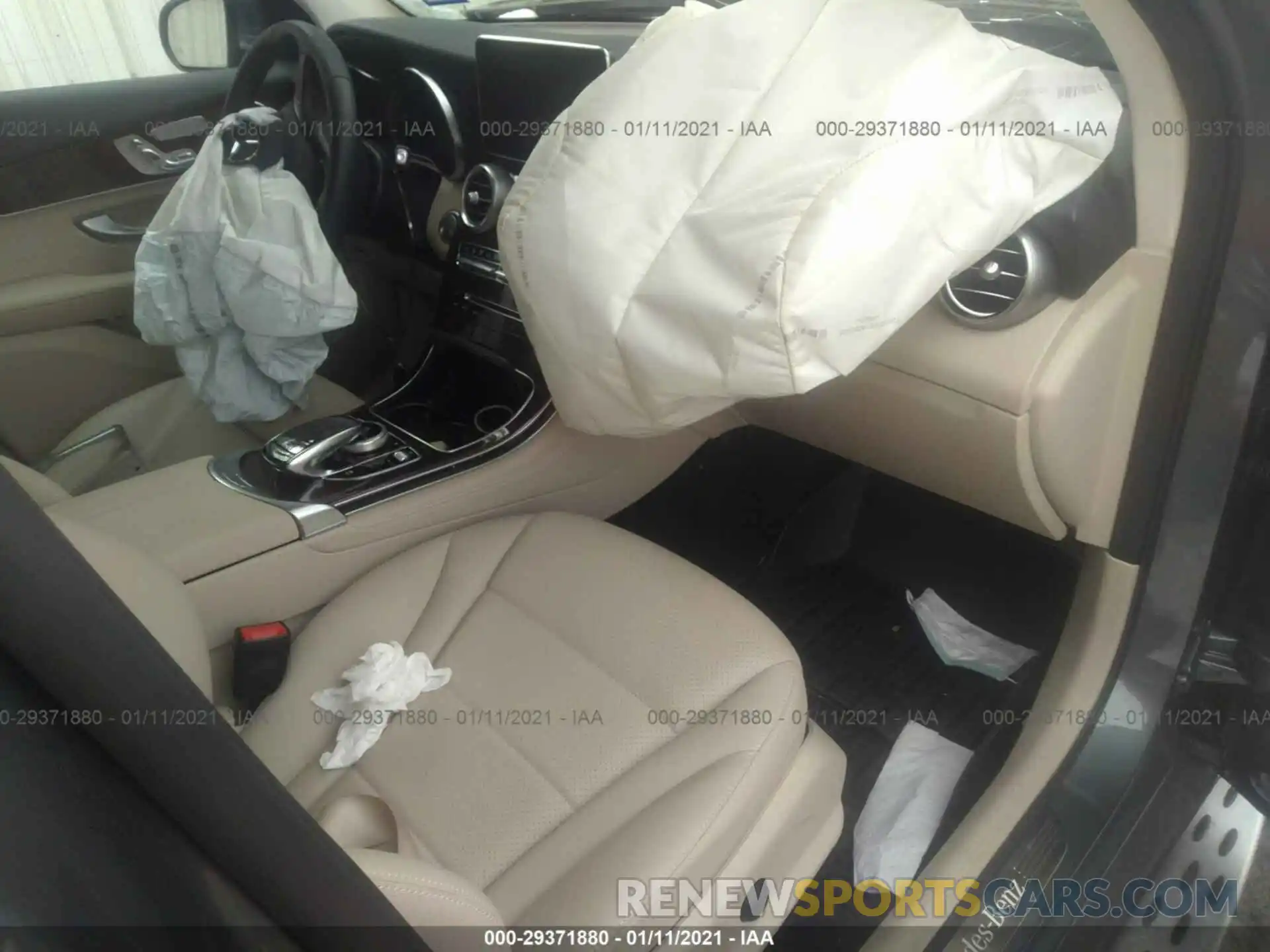 5 Photograph of a damaged car WDC0G5EB5KF585509 MERCEDES-BENZ GLC 2019