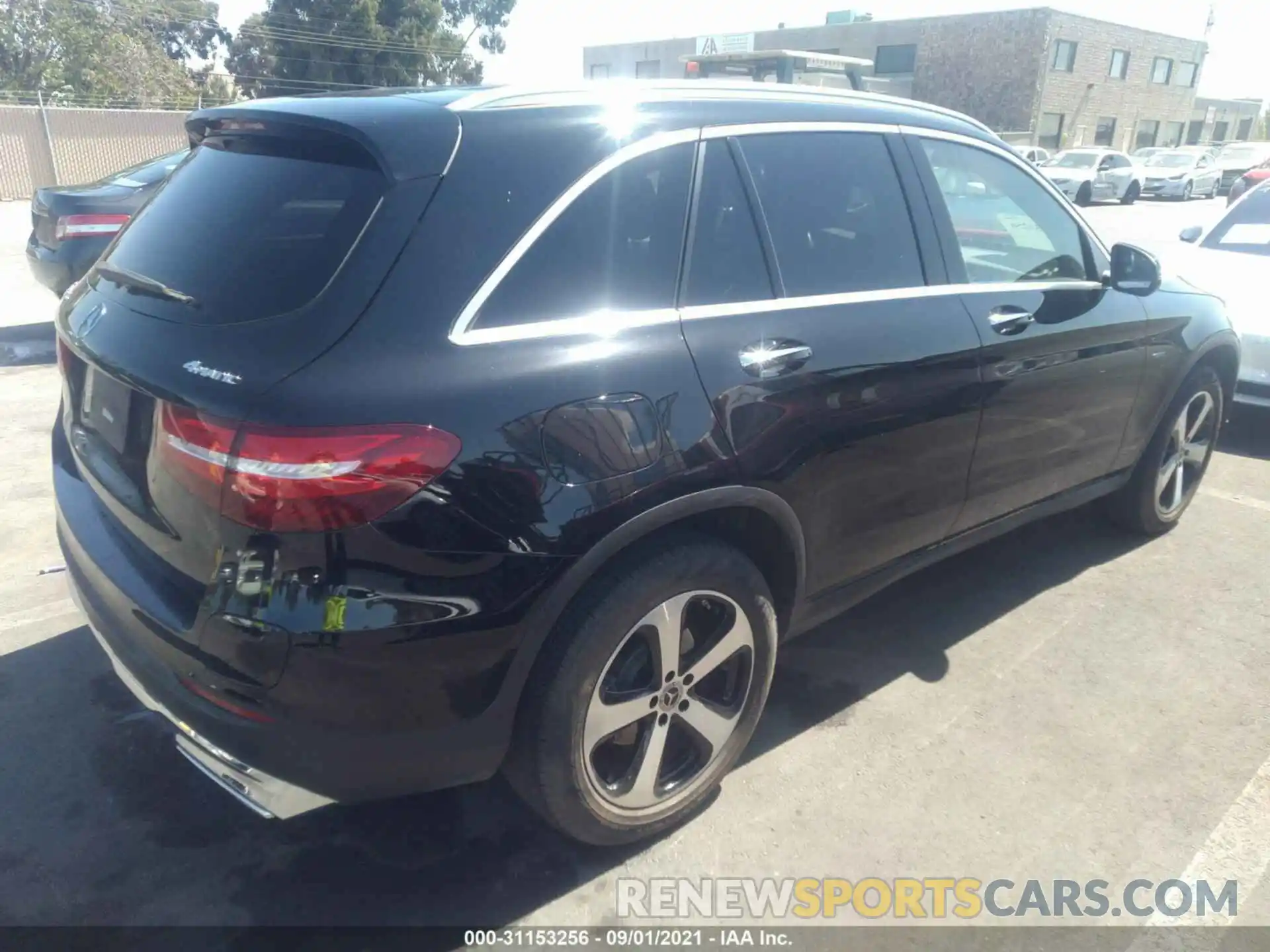 4 Photograph of a damaged car WDC0G5EB5KF630853 MERCEDES-BENZ GLC 2019