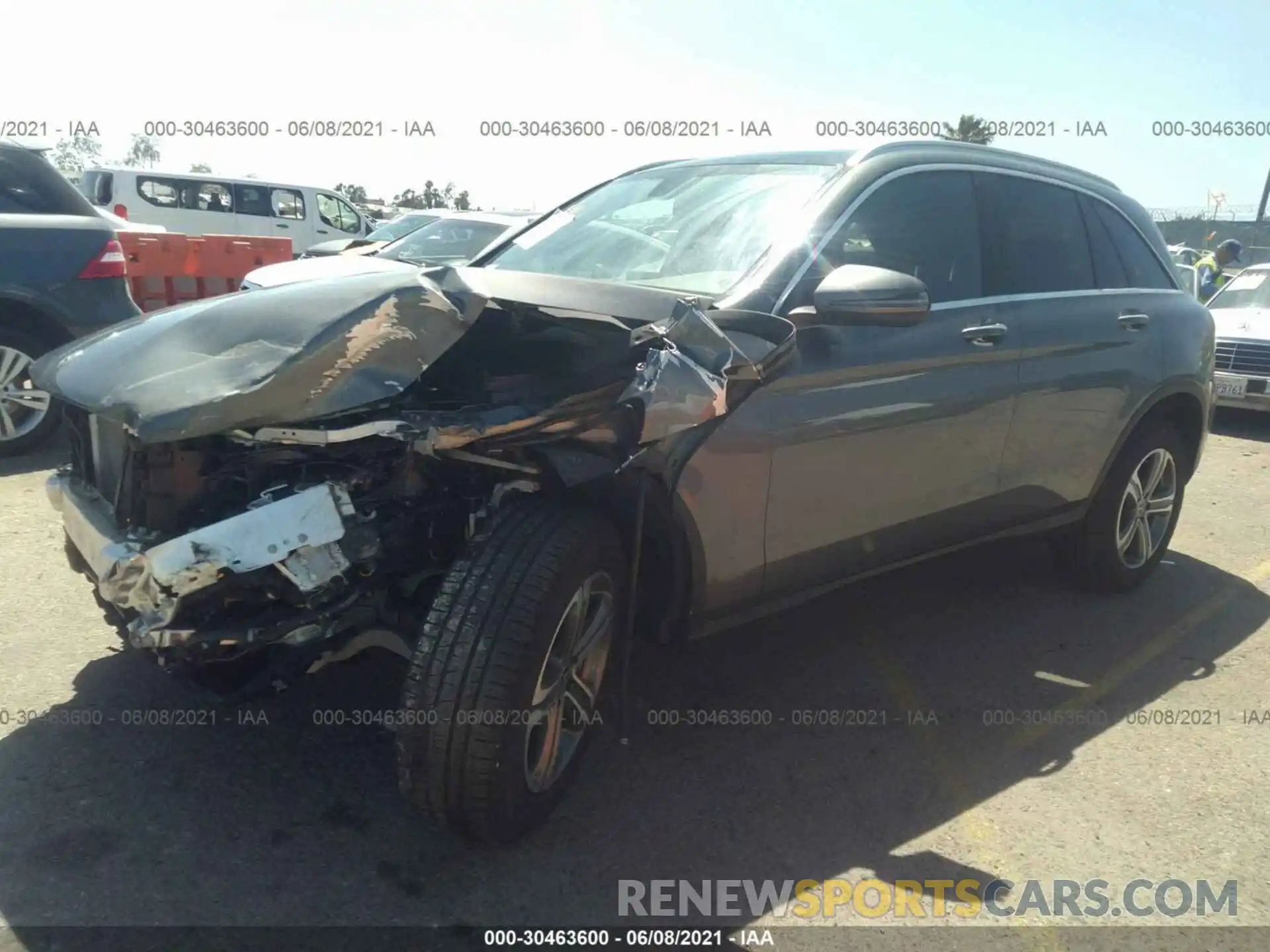 2 Photograph of a damaged car WDC0G5EB6KF602348 MERCEDES-BENZ GLC 2019