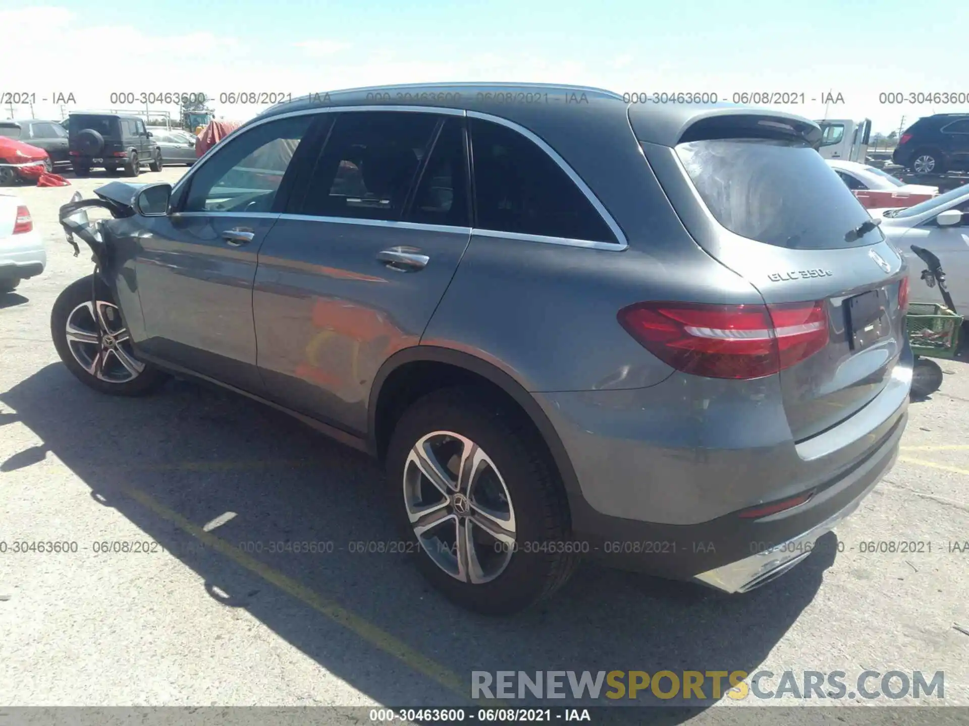 3 Photograph of a damaged car WDC0G5EB6KF602348 MERCEDES-BENZ GLC 2019