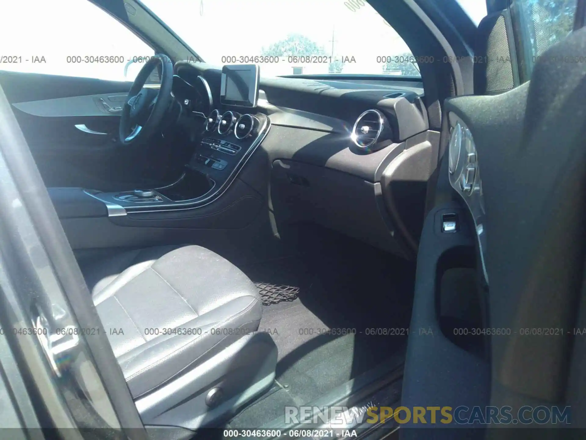 5 Photograph of a damaged car WDC0G5EB6KF602348 MERCEDES-BENZ GLC 2019