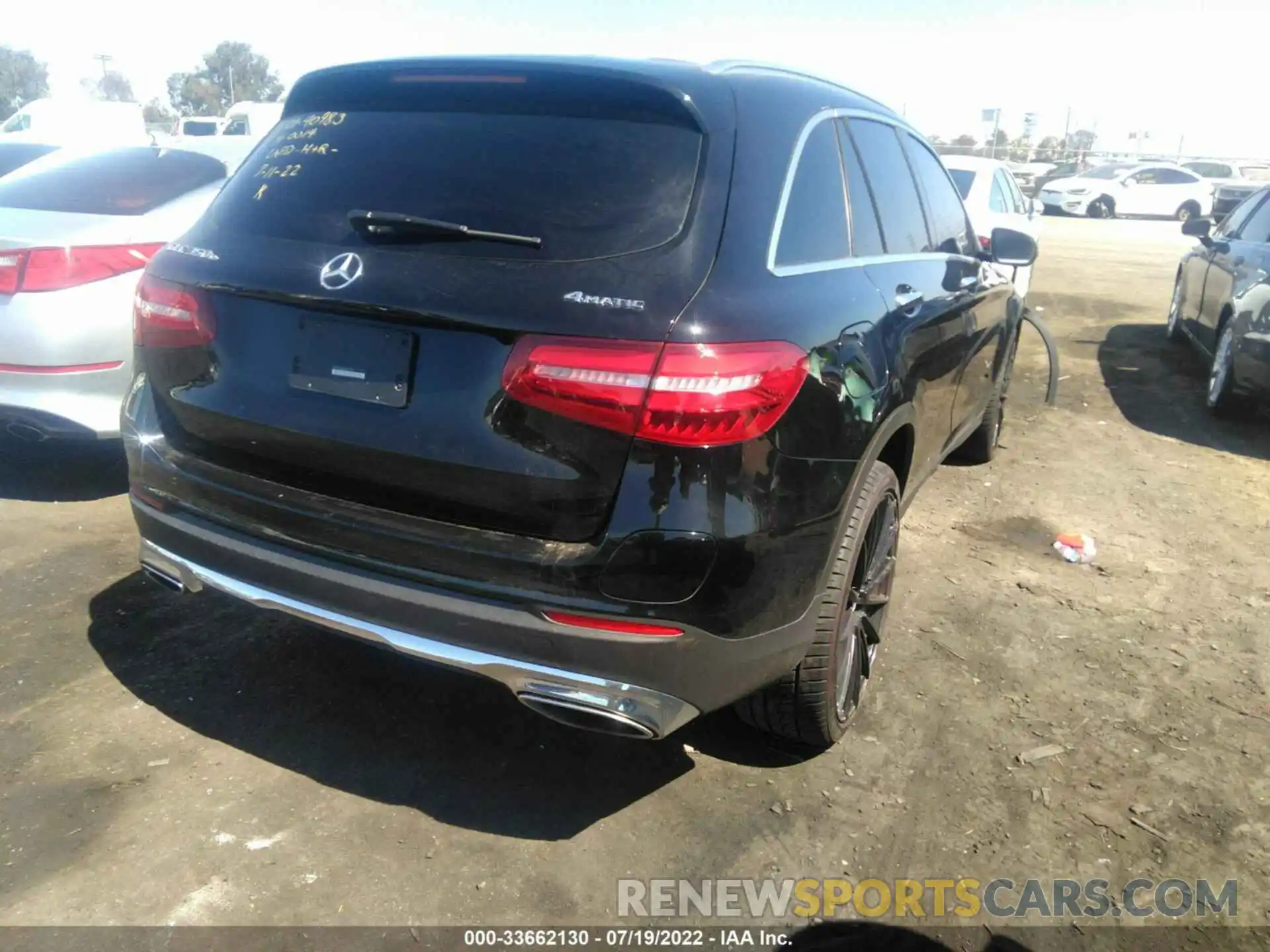 4 Photograph of a damaged car WDC0G5EB8KF553413 MERCEDES-BENZ GLC 2019