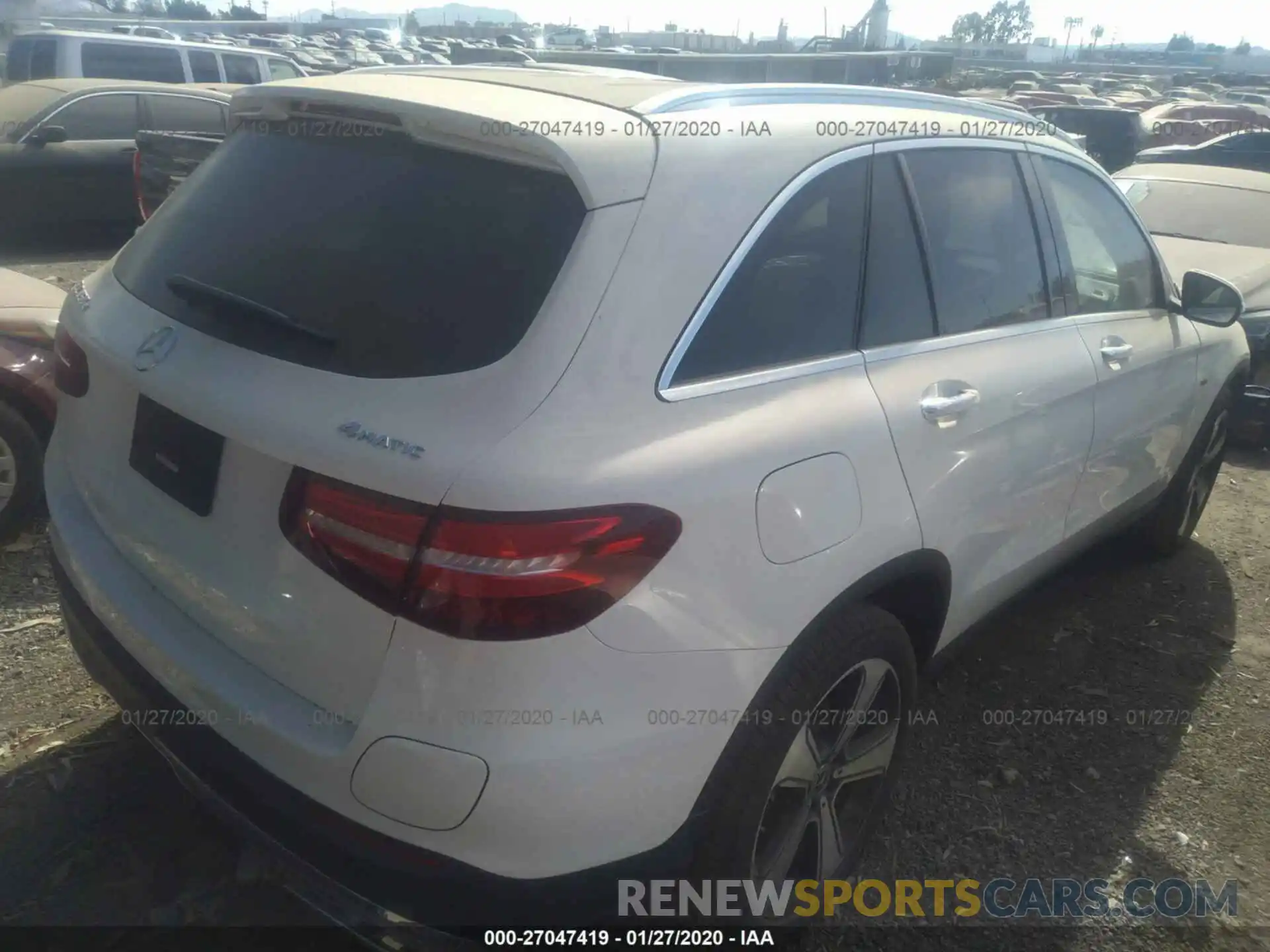 4 Photograph of a damaged car WDC0G5EB9KF609407 MERCEDES-BENZ GLC 2019