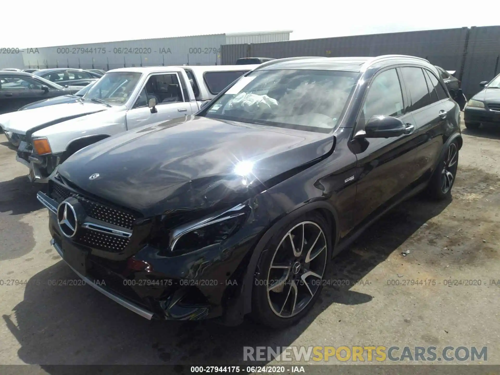 2 Photograph of a damaged car WDC0G6EB1KF492024 MERCEDES-BENZ GLC 2019