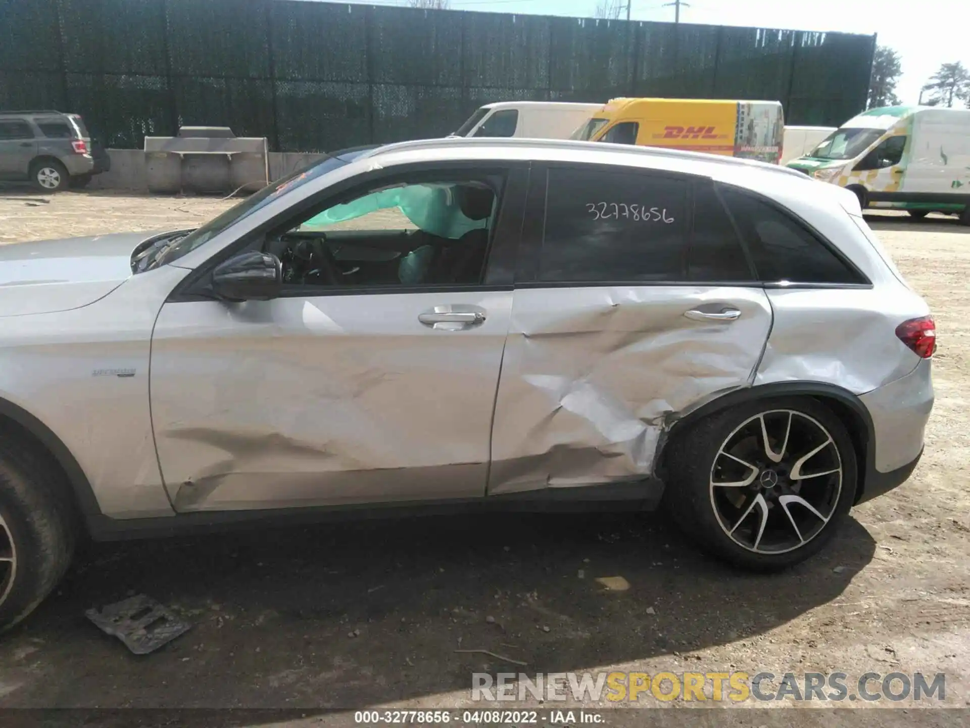 4 Photograph of a damaged car WDC0G6EB8KF513726 MERCEDES-BENZ GLC 2019