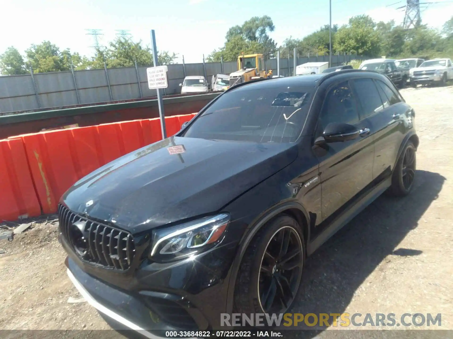 2 Photograph of a damaged car WDC0G8JB1KF500916 MERCEDES-BENZ GLC 2019