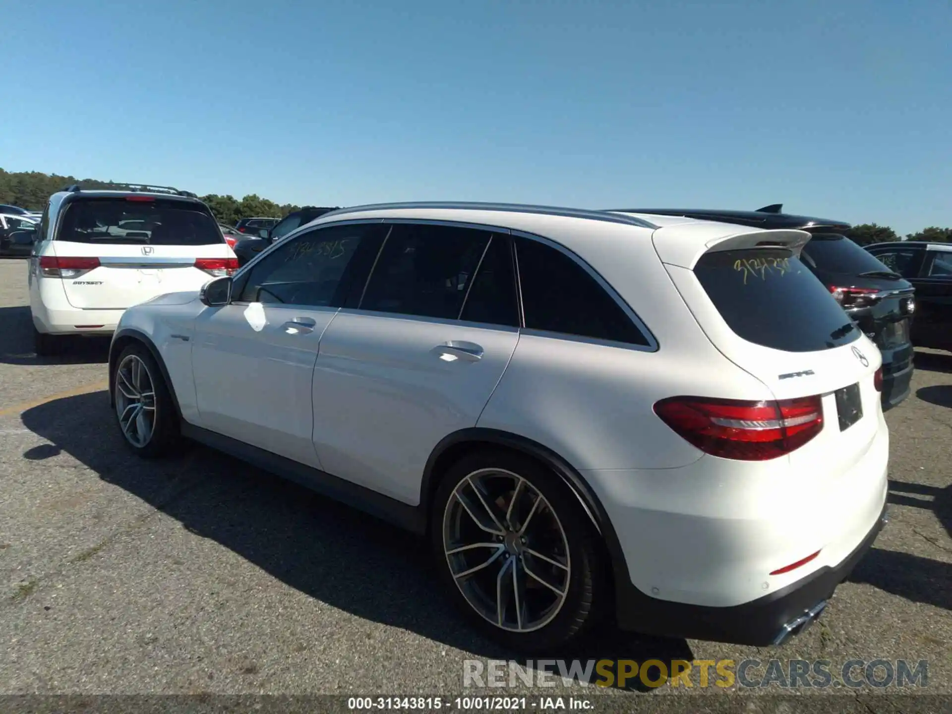 3 Фотография поврежденного автомобиля WDC0G8JB4KF499132 MERCEDES-BENZ GLC 2019