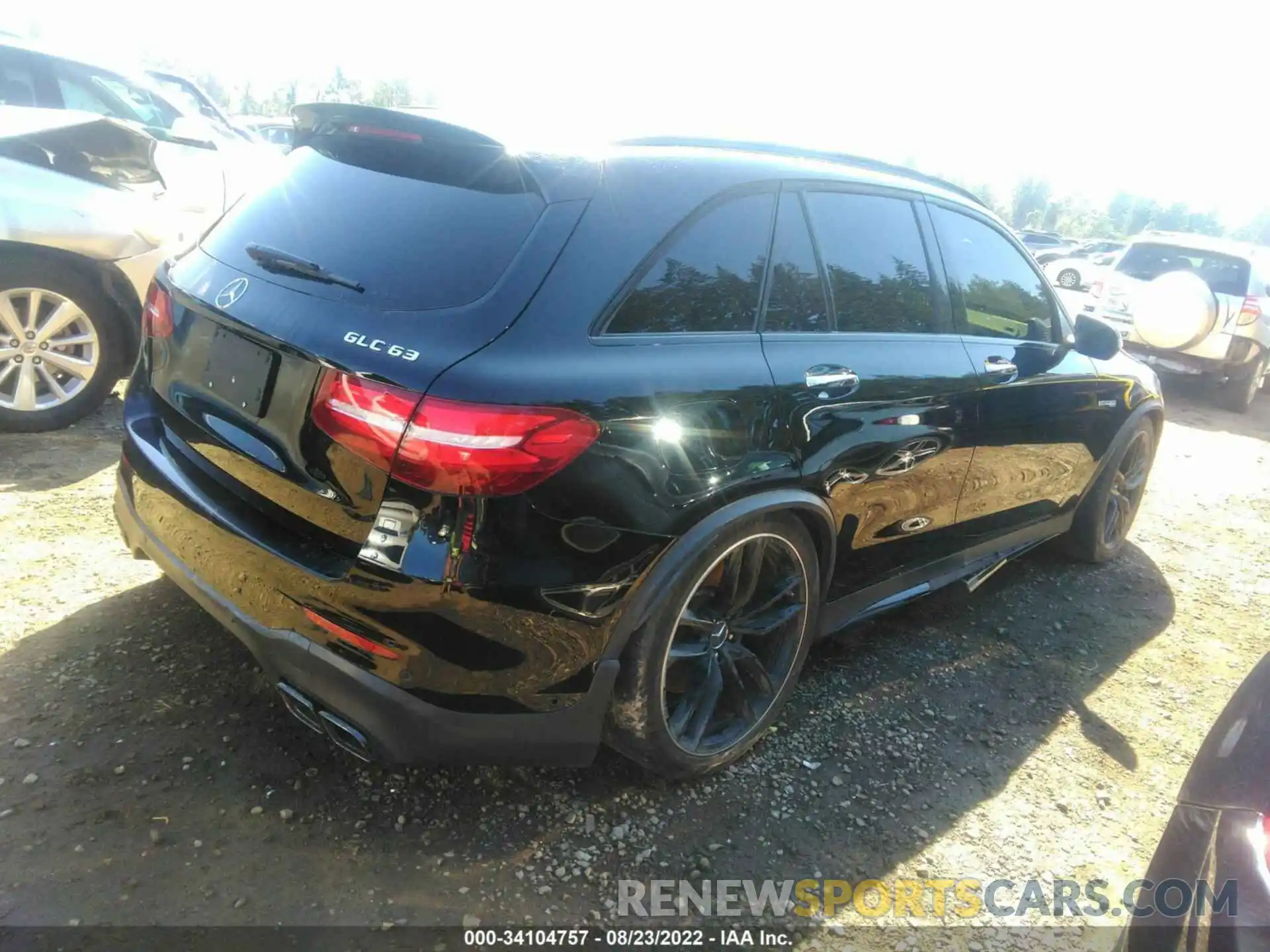 4 Photograph of a damaged car WDC0G8JB9KF494749 MERCEDES-BENZ GLC 2019