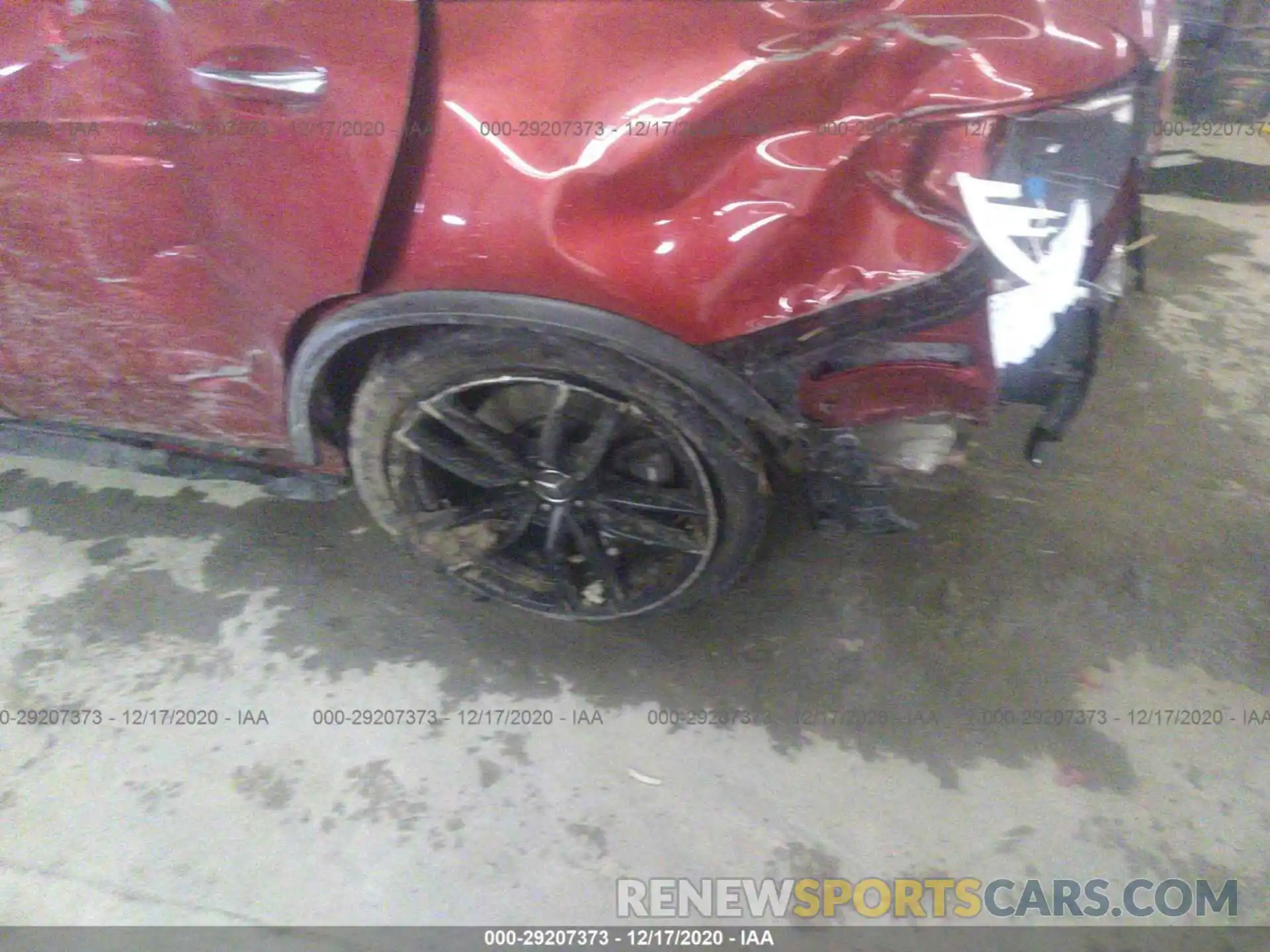 13 Photograph of a damaged car WDC0G8JB9KF495822 MERCEDES-BENZ GLC 2019