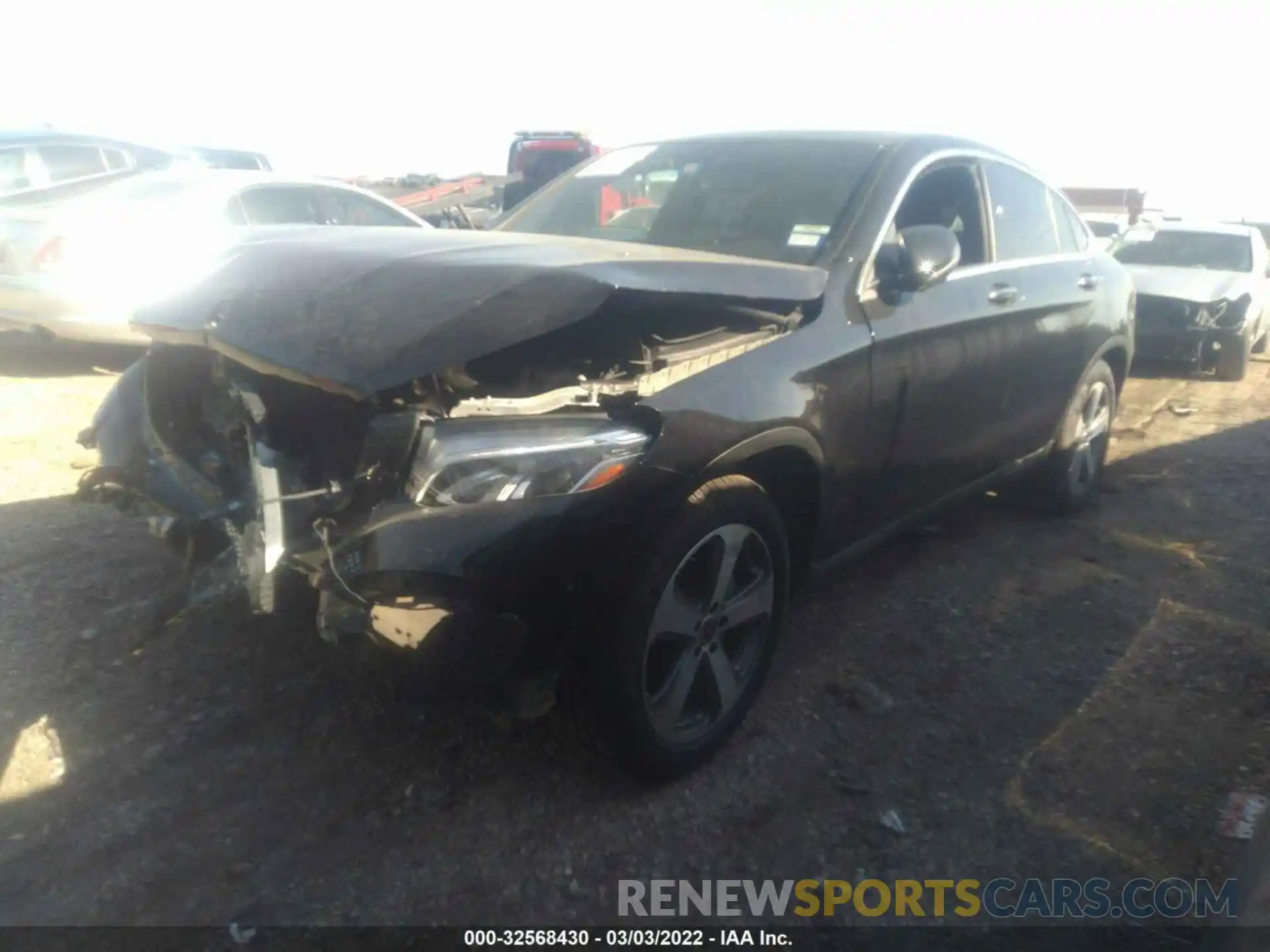 2 Photograph of a damaged car WDC0J4KB1KF583580 MERCEDES-BENZ GLC 2019