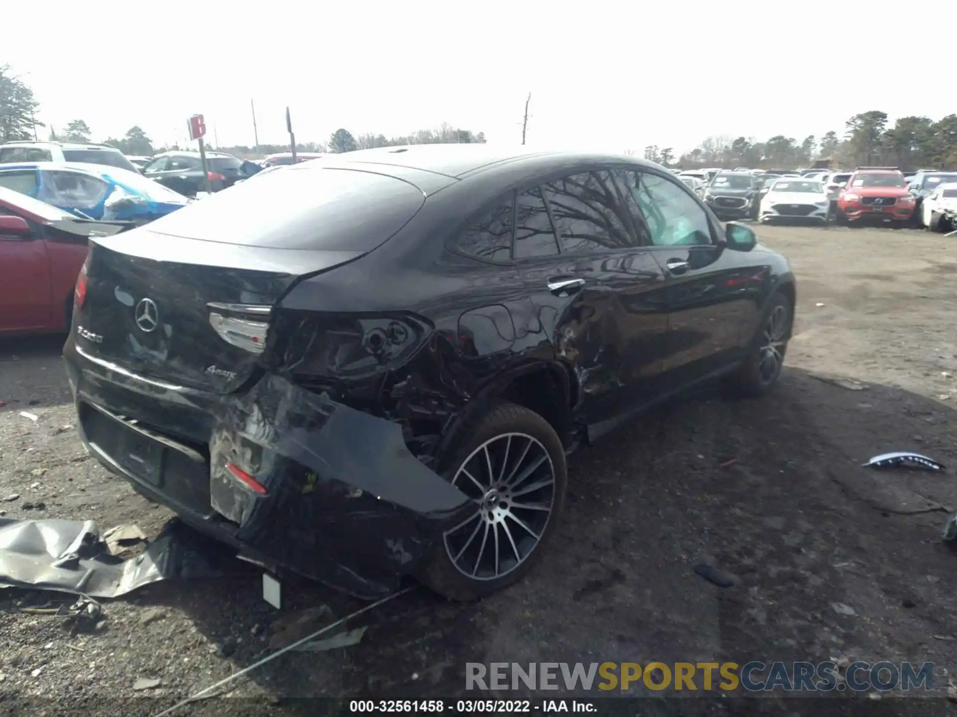 4 Photograph of a damaged car WDC0J4KB1KF632874 MERCEDES-BENZ GLC 2019