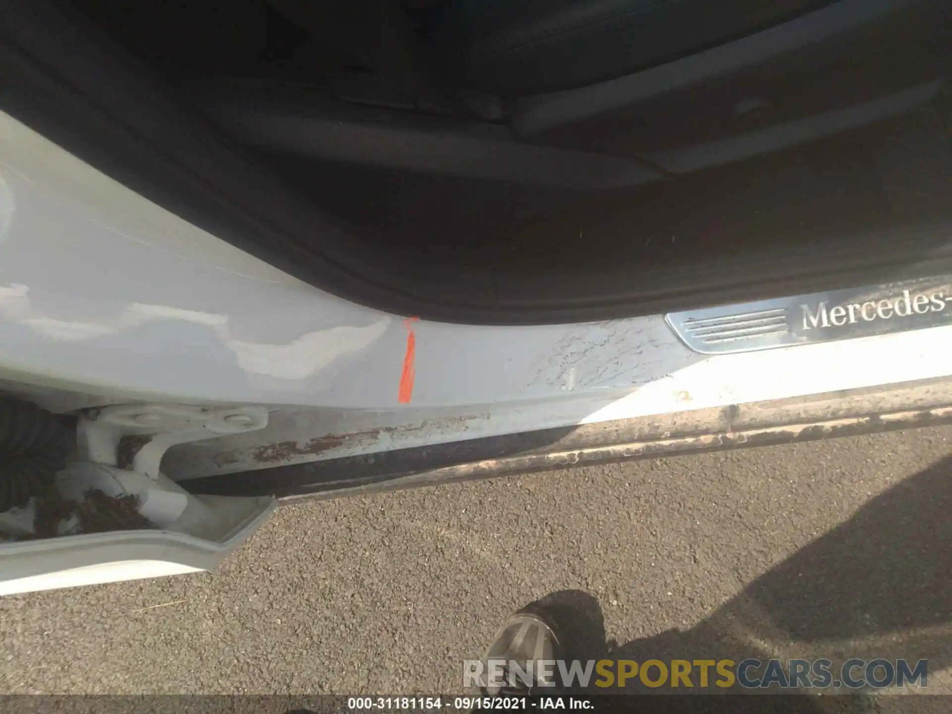 6 Photograph of a damaged car WDC0J4KB2KF499798 MERCEDES-BENZ GLC 2019