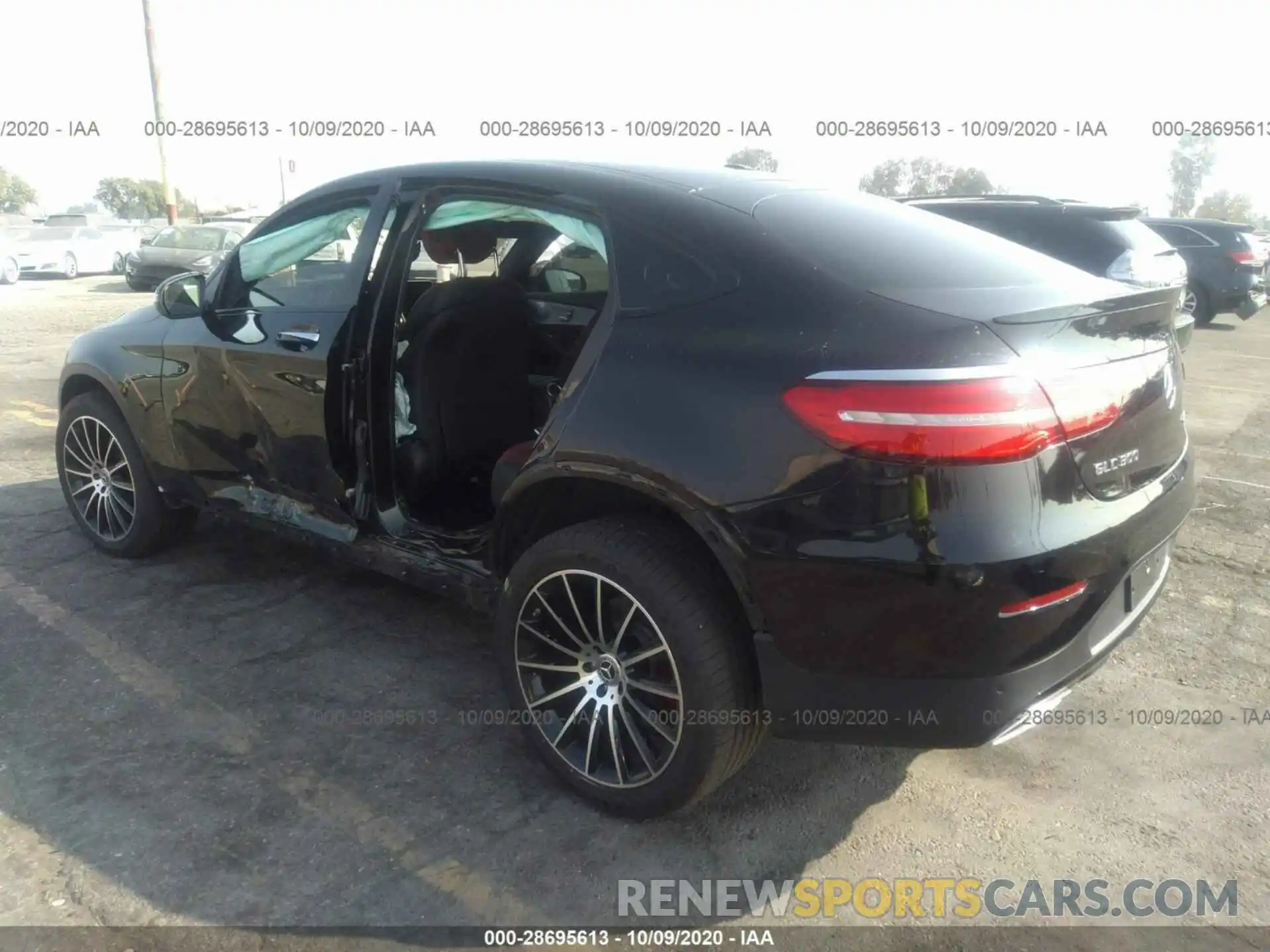 3 Photograph of a damaged car WDC0J4KB2KF582003 MERCEDES-BENZ GLC 2019