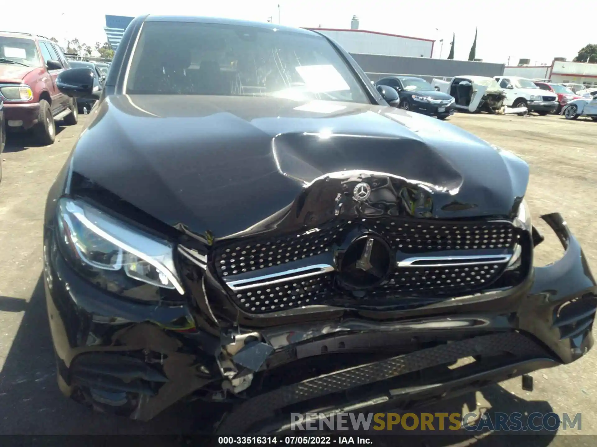 10 Photograph of a damaged car WDC0J4KB2KF593583 MERCEDES-BENZ GLC 2019