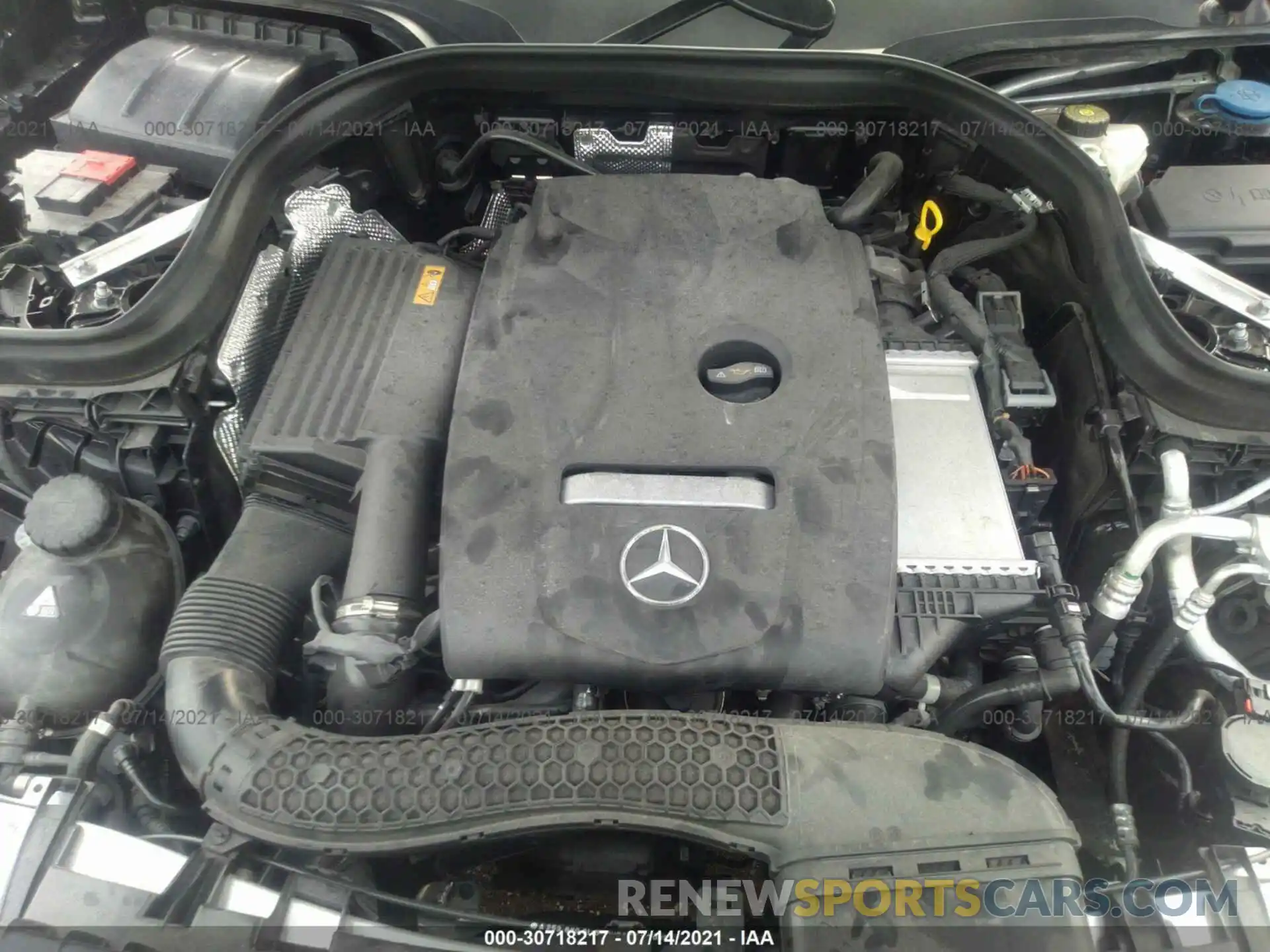 10 Photograph of a damaged car WDC0J4KB2KF660117 MERCEDES-BENZ GLC 2019