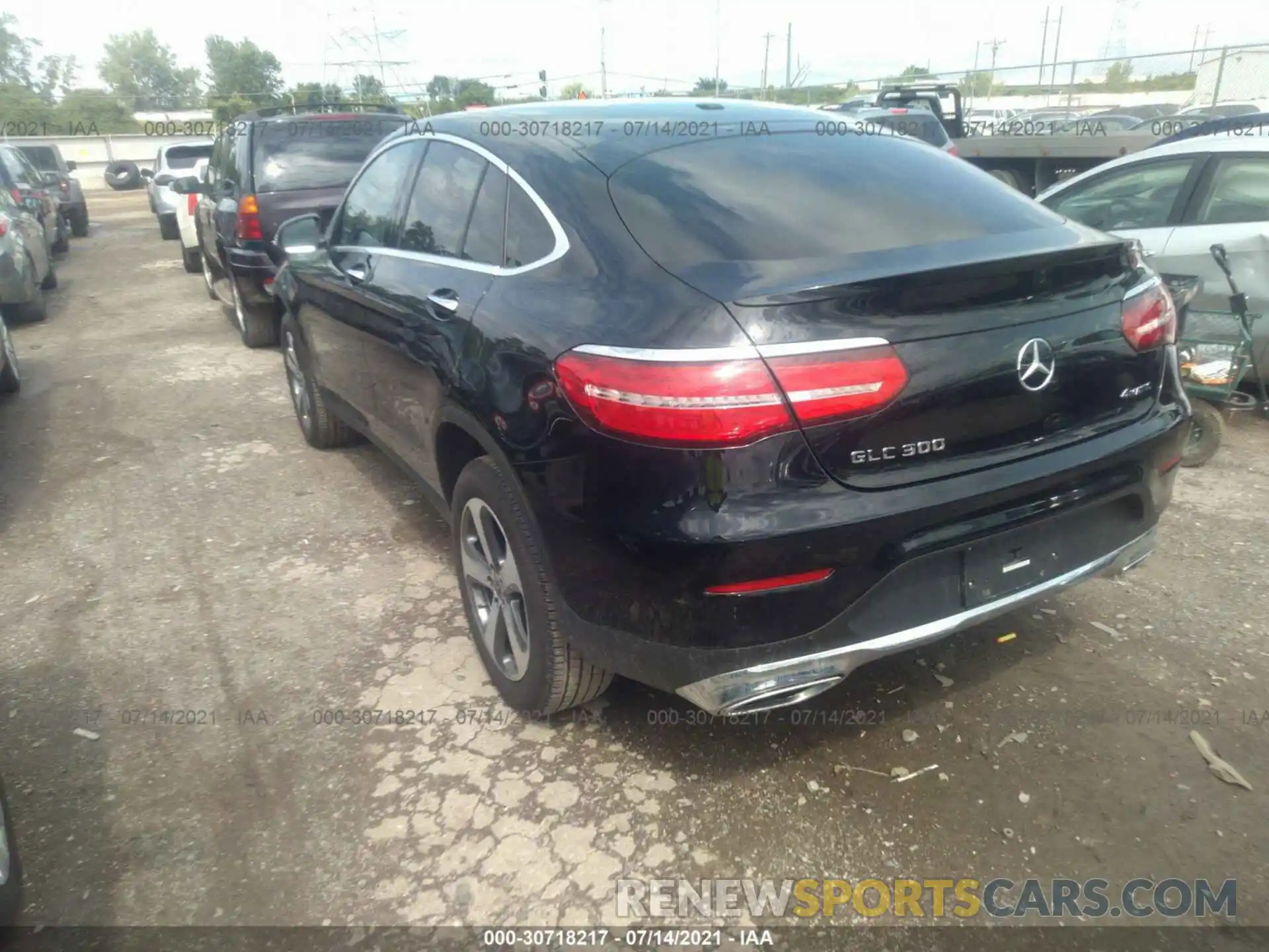 3 Photograph of a damaged car WDC0J4KB2KF660117 MERCEDES-BENZ GLC 2019