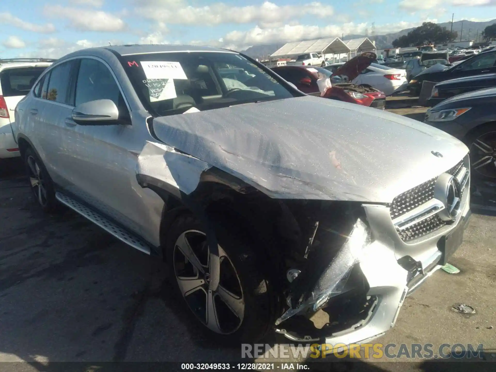 1 Photograph of a damaged car WDC0J4KB3KF551455 MERCEDES-BENZ GLC 2019