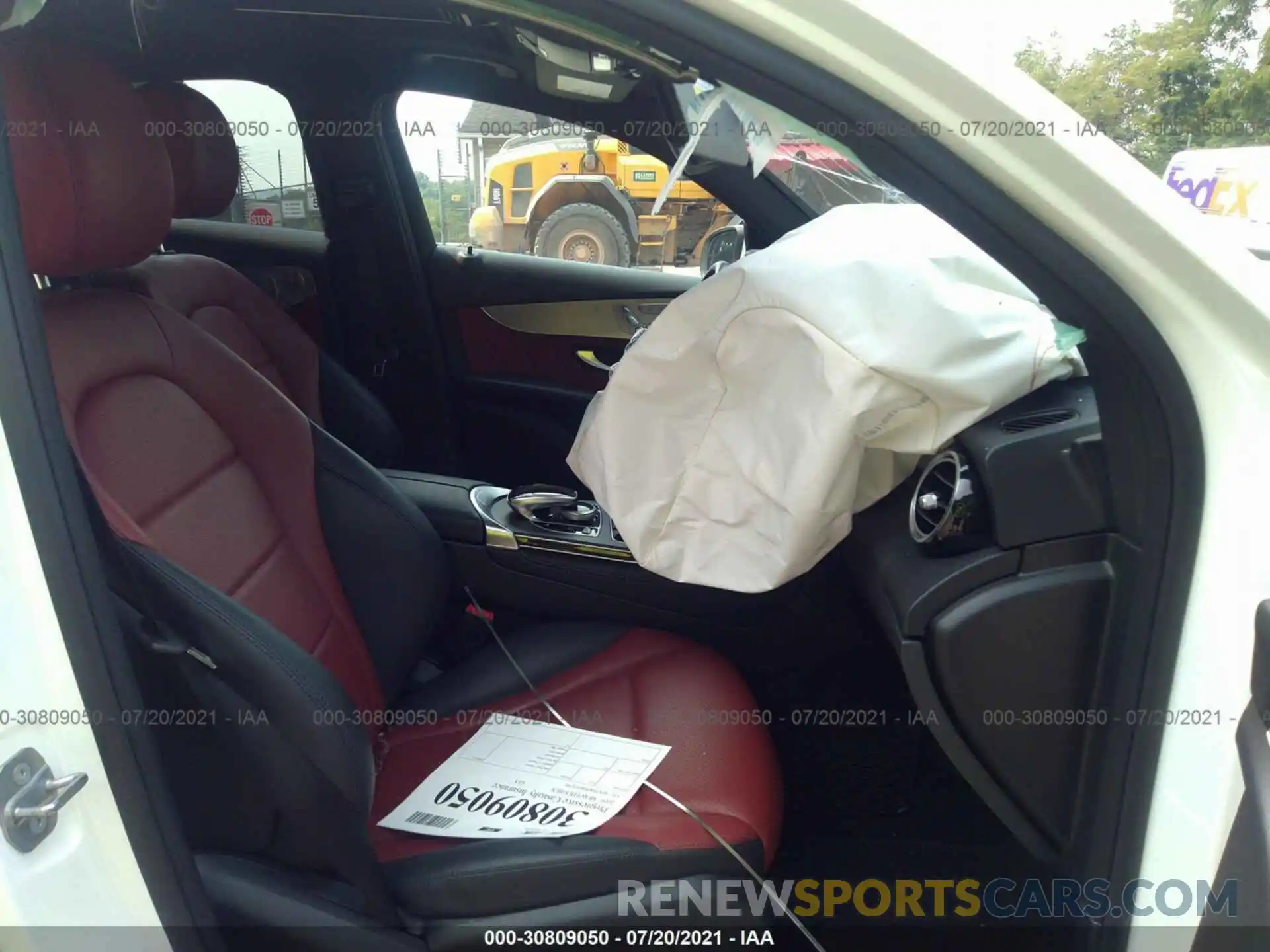 5 Photograph of a damaged car WDC0J4KB3KF631788 MERCEDES-BENZ GLC 2019