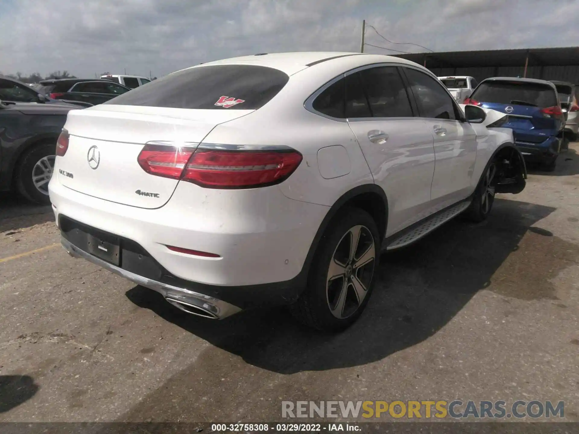 4 Photograph of a damaged car WDC0J4KB3KF664306 MERCEDES-BENZ GLC 2019