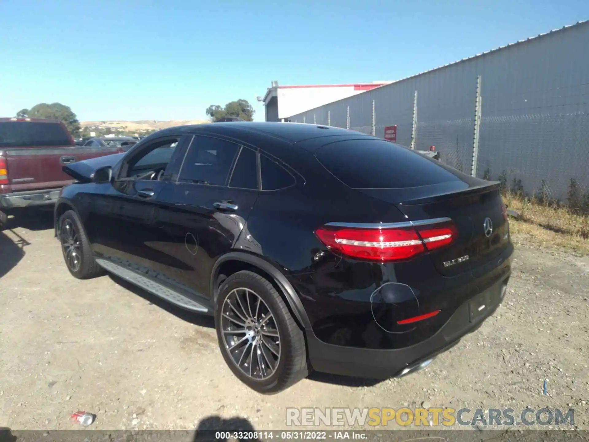 3 Photograph of a damaged car WDC0J4KB5KF516223 MERCEDES-BENZ GLC 2019