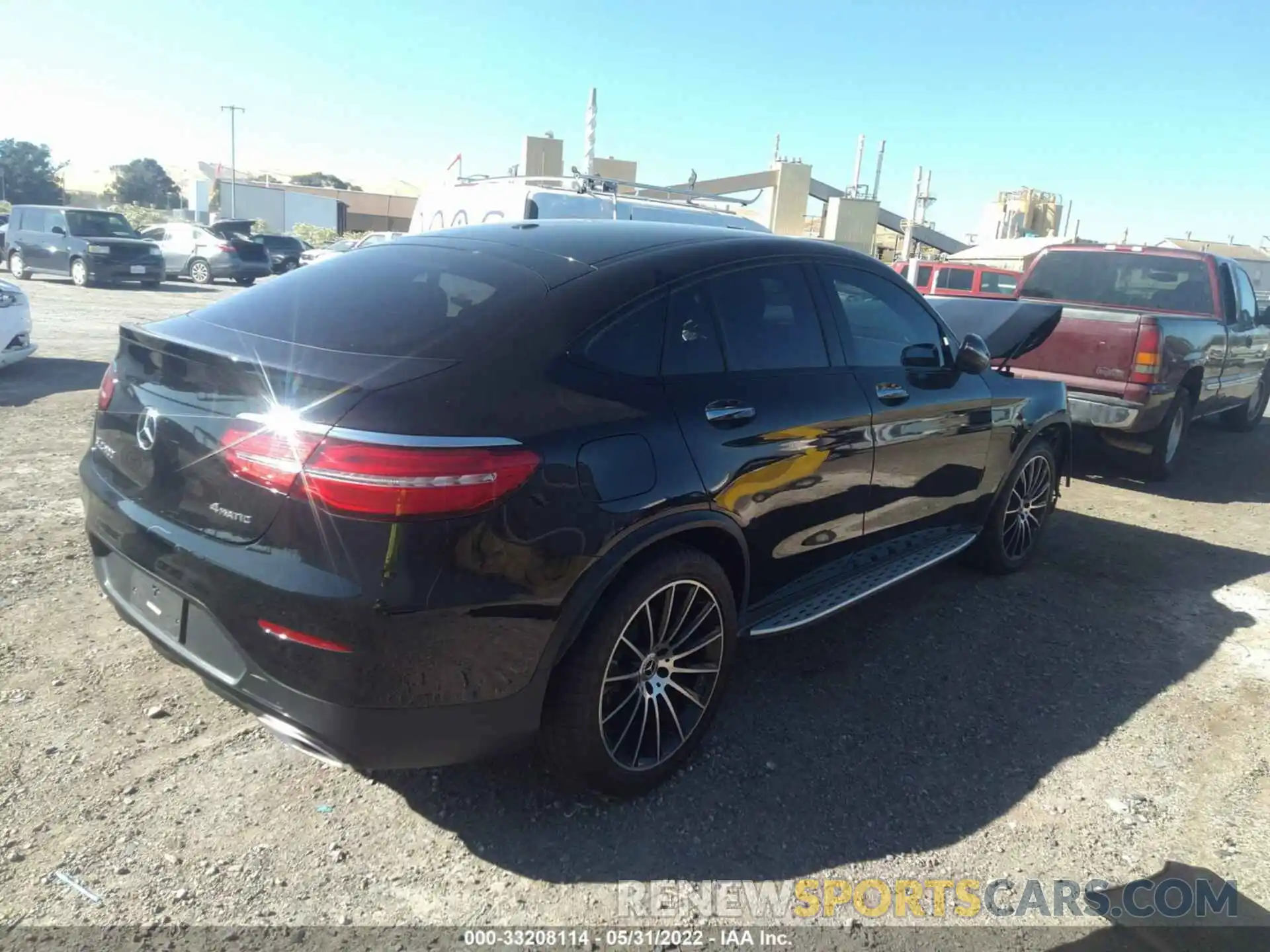 4 Photograph of a damaged car WDC0J4KB5KF516223 MERCEDES-BENZ GLC 2019