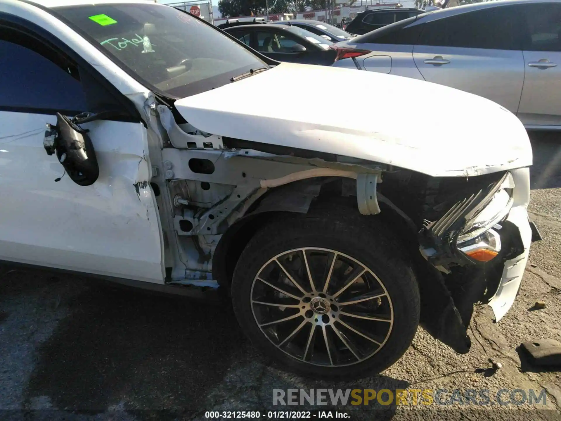 5 Photograph of a damaged car WDC0J4KB5KF543020 MERCEDES-BENZ GLC 2019