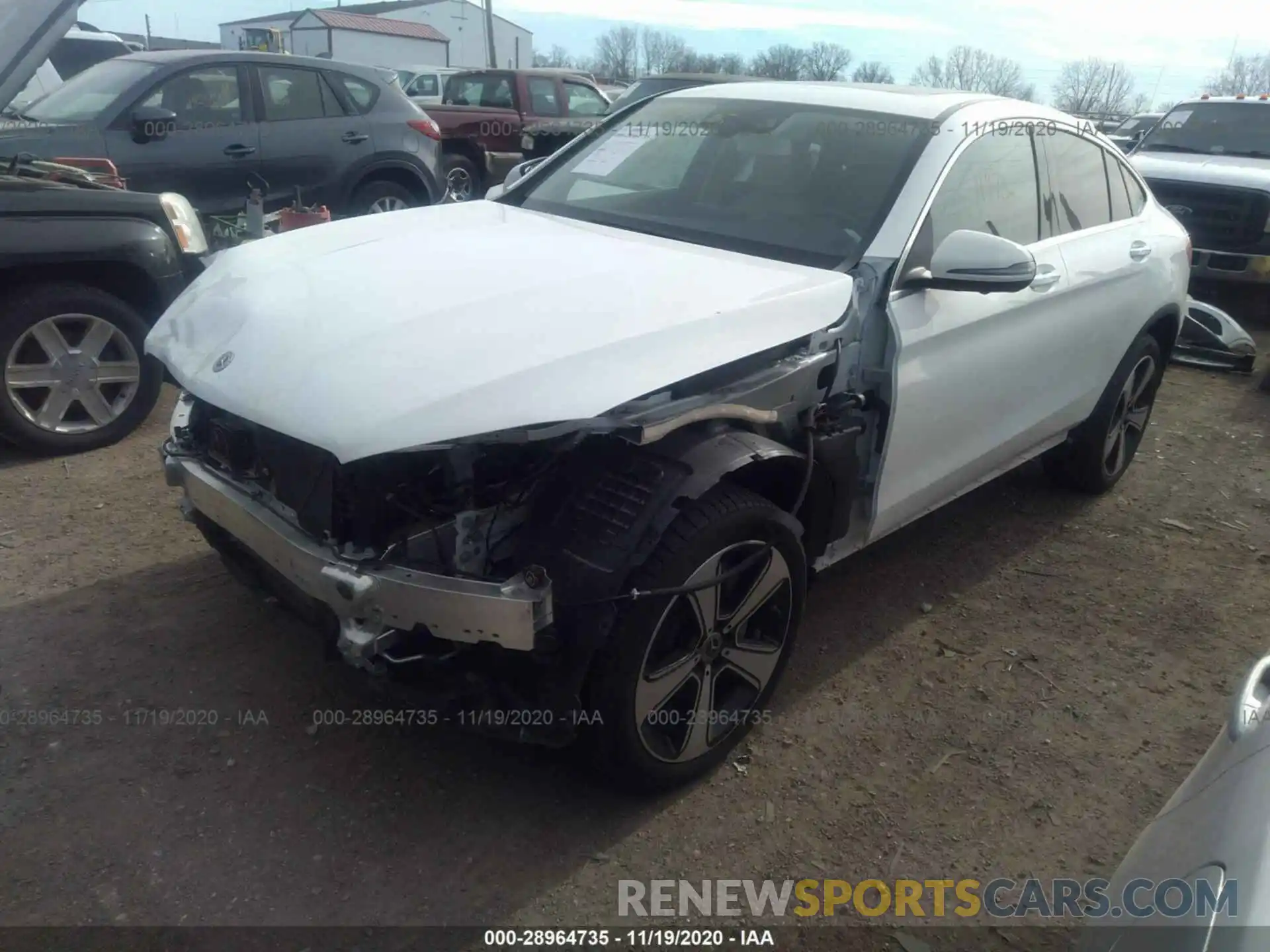 2 Photograph of a damaged car WDC0J4KB5KF598762 MERCEDES-BENZ GLC 2019