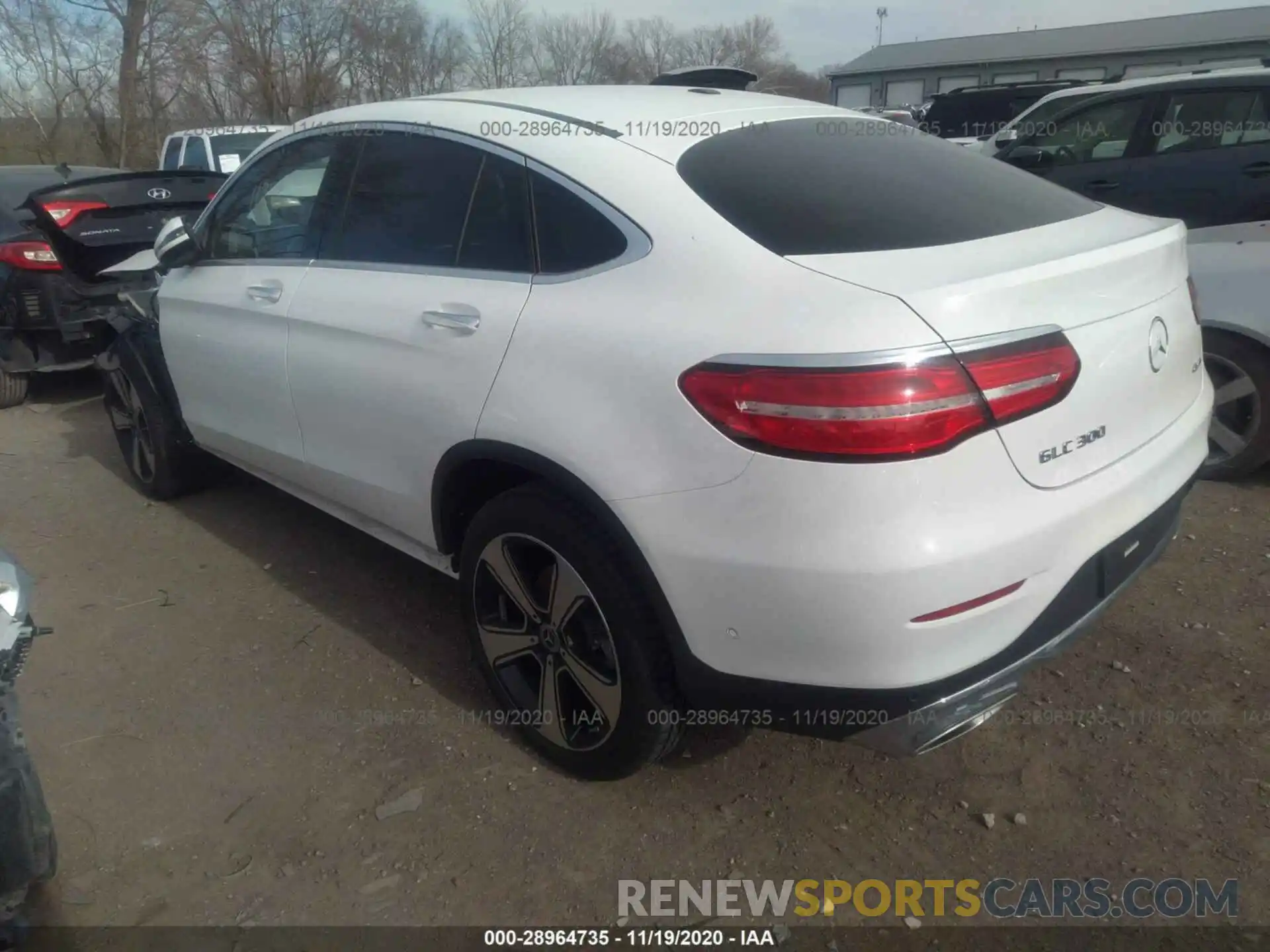 3 Photograph of a damaged car WDC0J4KB5KF598762 MERCEDES-BENZ GLC 2019