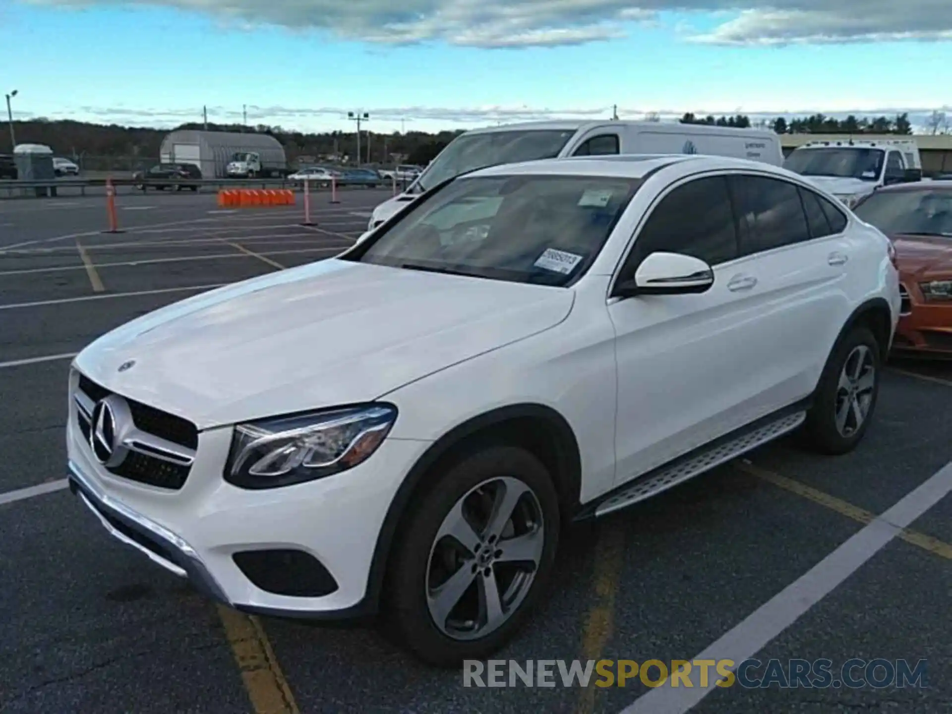 12 Photograph of a damaged car WDC0J4KB5KF605046 MERCEDES-BENZ GLC 2019