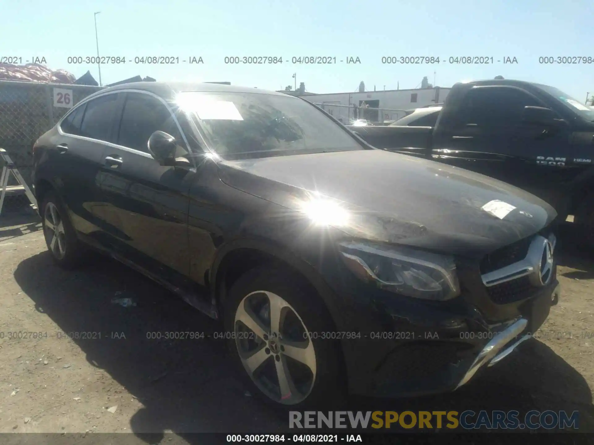 1 Photograph of a damaged car WDC0J4KB6KF642932 MERCEDES-BENZ GLC 2019