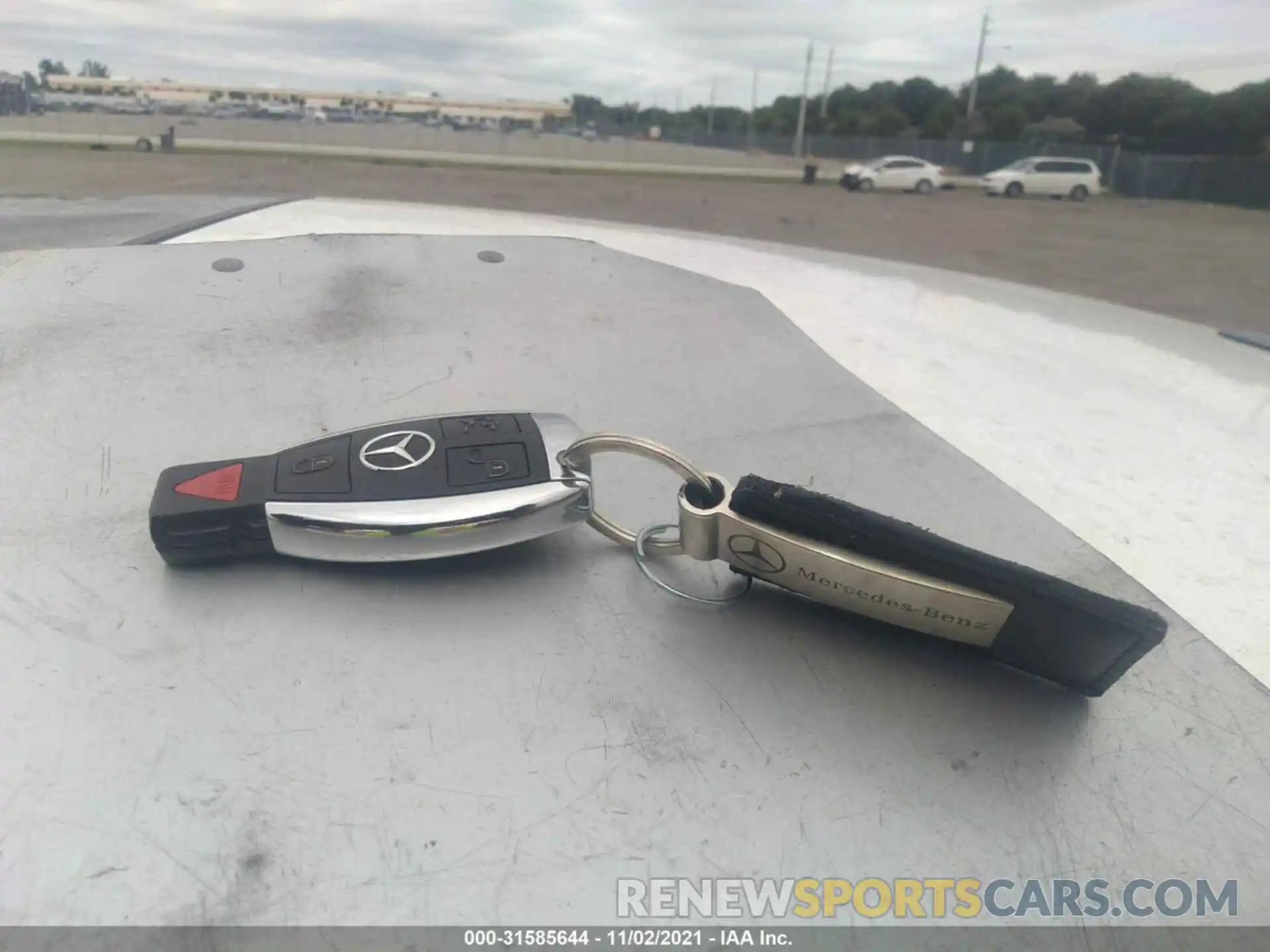 11 Photograph of a damaged car WDC0J4KB7KF599993 MERCEDES-BENZ GLC 2019