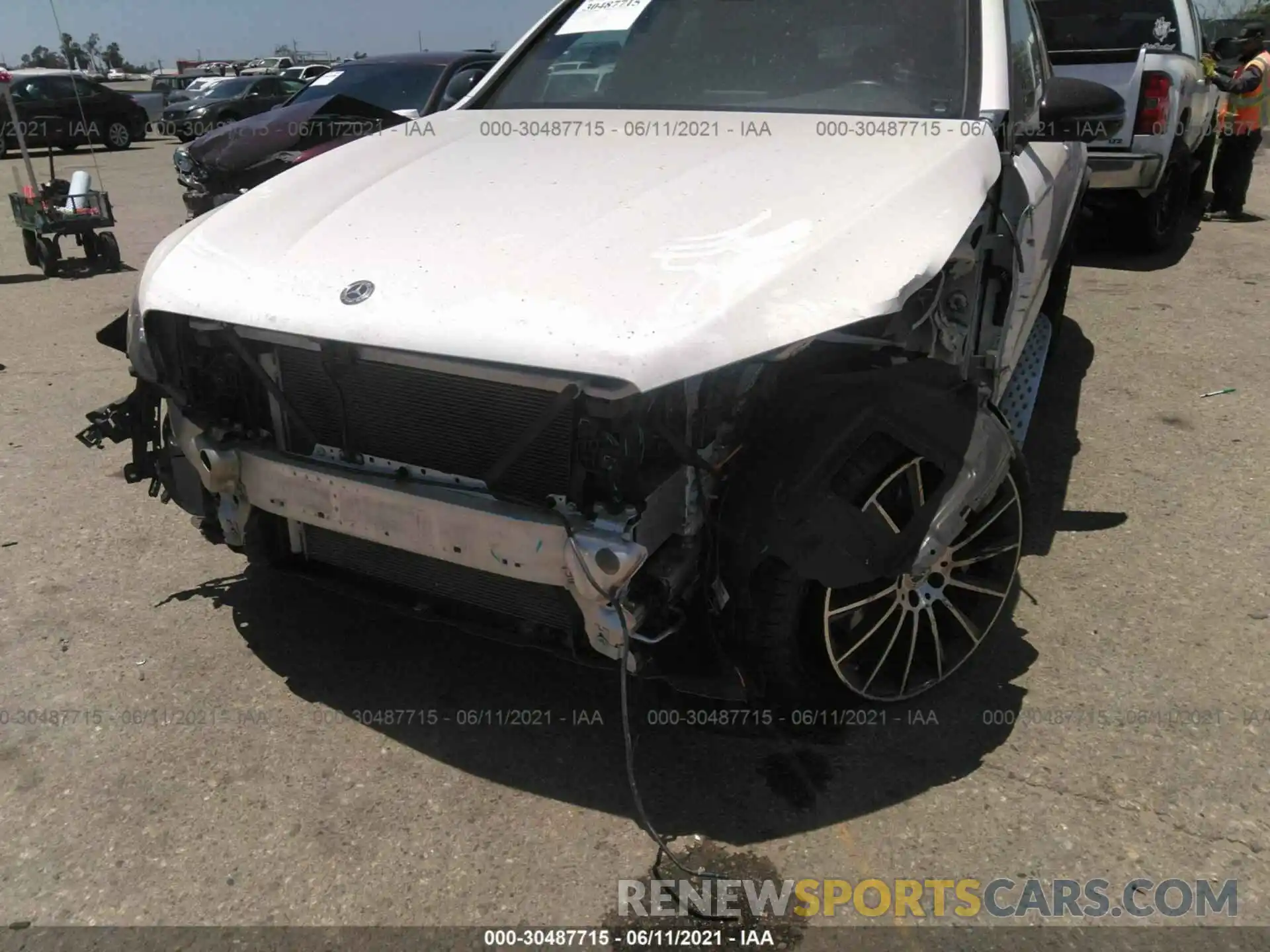 6 Photograph of a damaged car WDC0J4KB8KF660106 MERCEDES-BENZ GLC 2019