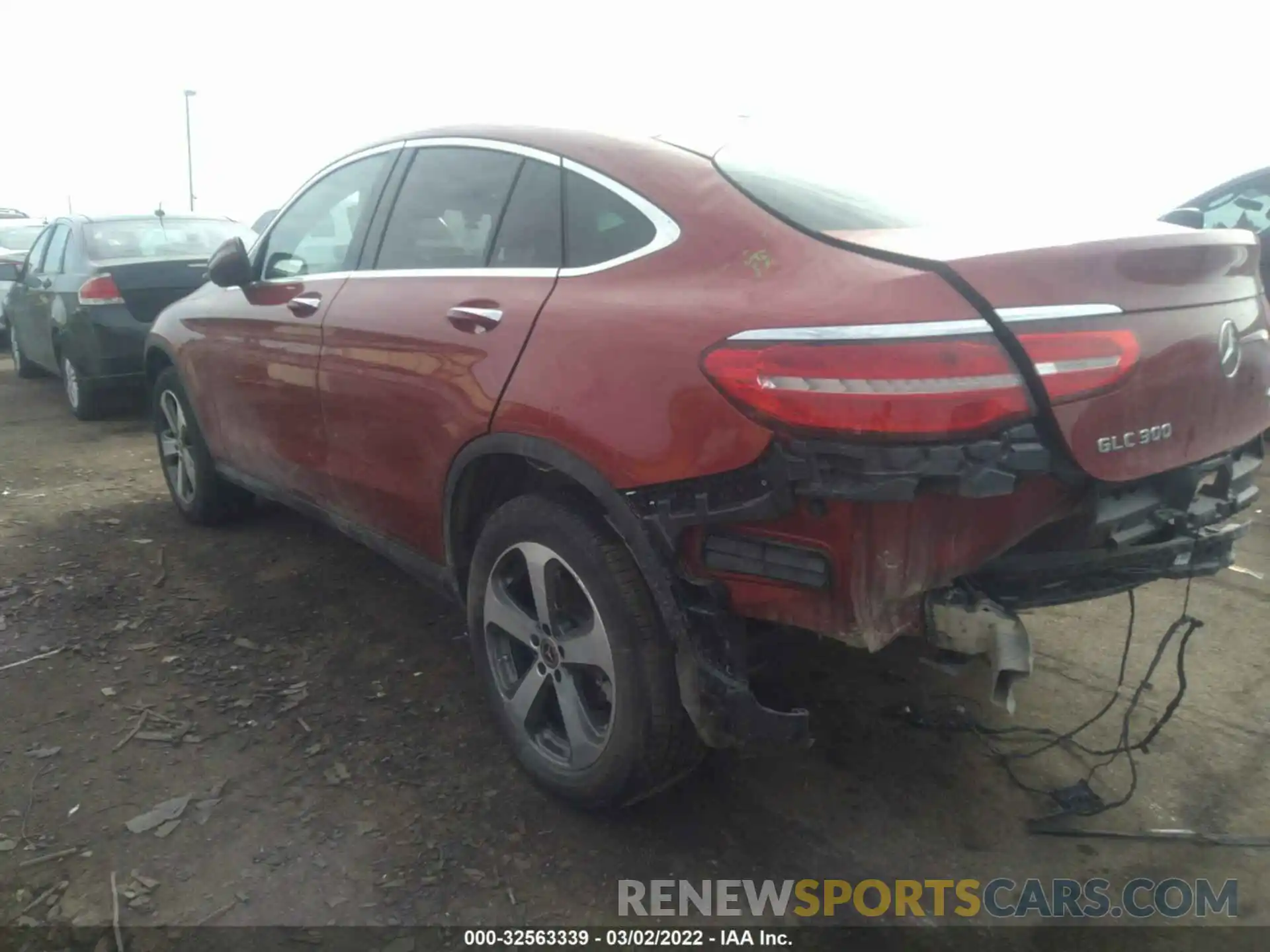 3 Photograph of a damaged car WDC0J4KB9KF660096 MERCEDES-BENZ GLC 2019