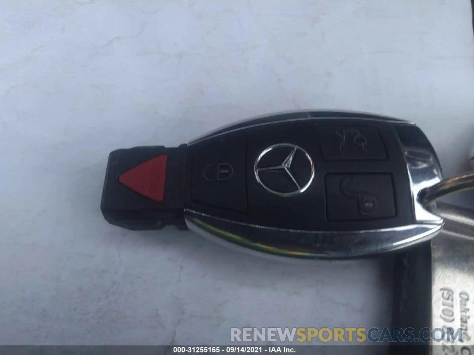 11 Photograph of a damaged car WDC0J6EB4KF524238 MERCEDES-BENZ GLC 2019