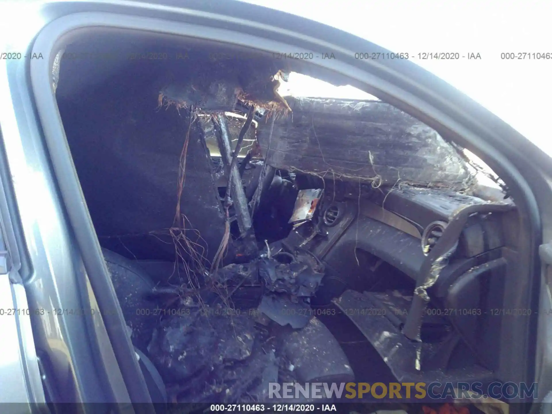 5 Photograph of a damaged car WDC0J6EB4KF550936 MERCEDES-BENZ GLC 2019