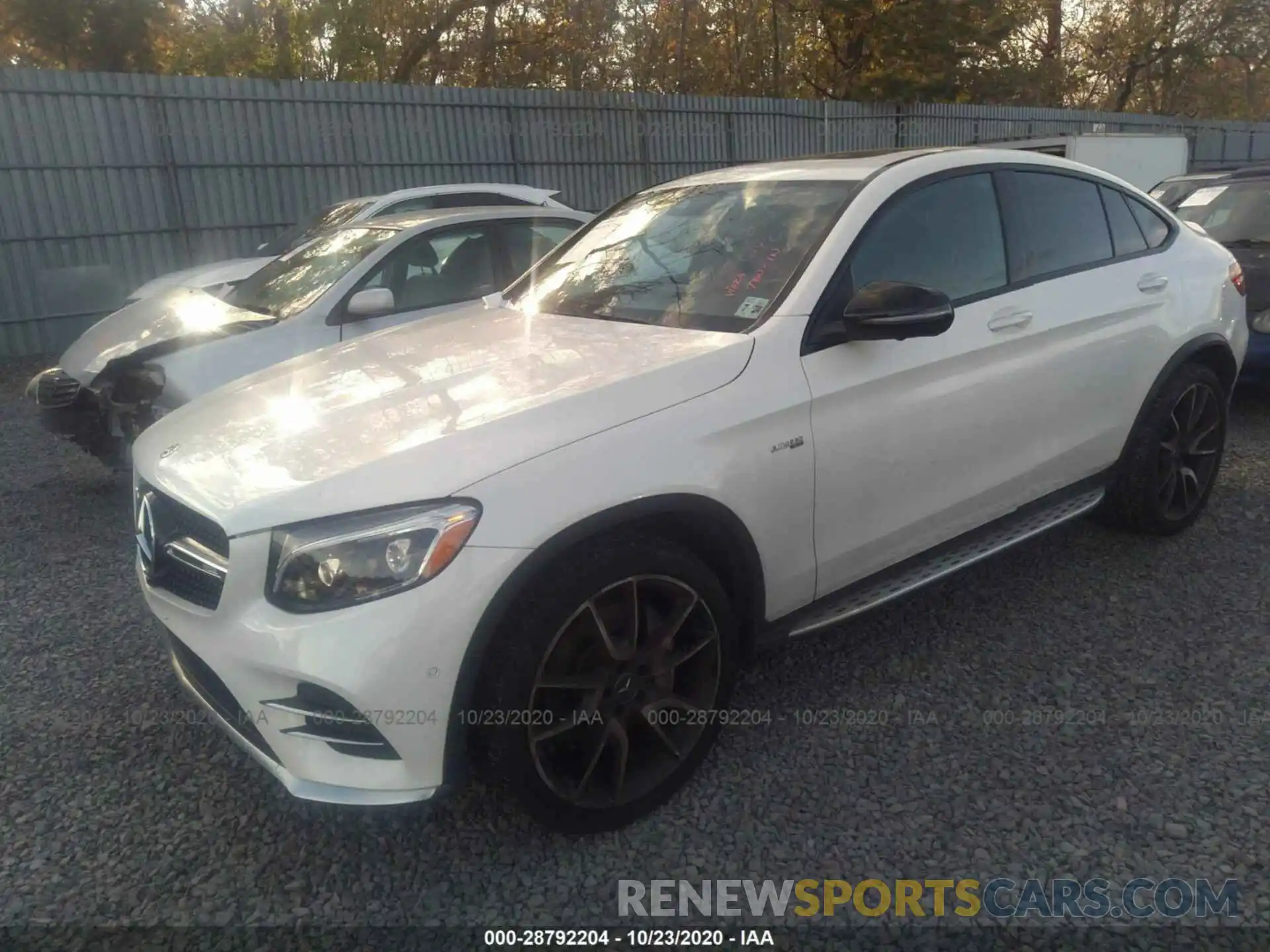 2 Photograph of a damaged car WDC0J6EBXKF508092 MERCEDES-BENZ GLC 2019