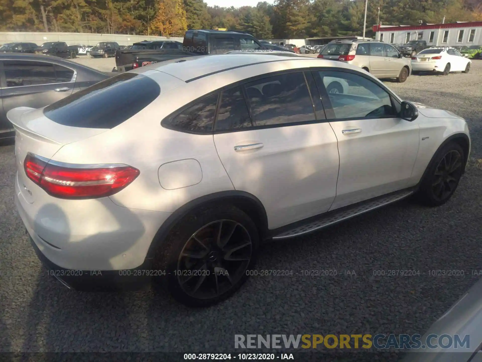 4 Photograph of a damaged car WDC0J6EBXKF508092 MERCEDES-BENZ GLC 2019