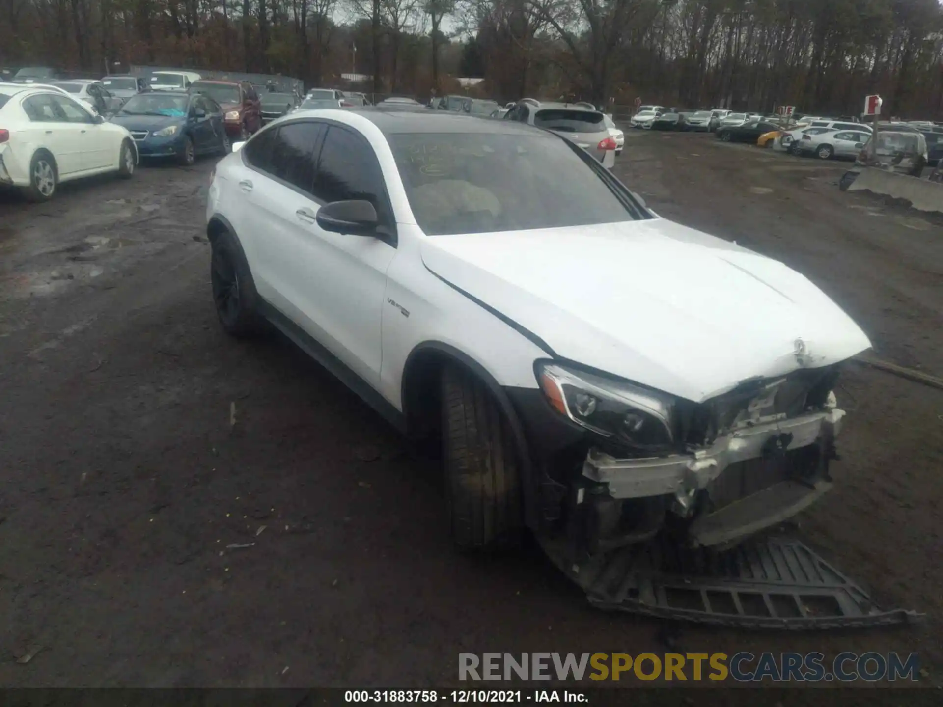 1 Photograph of a damaged car WDC0J8JB1KF557828 MERCEDES-BENZ GLC 2019