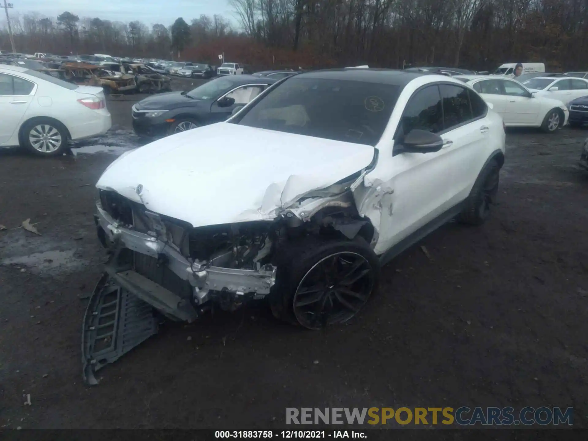 2 Photograph of a damaged car WDC0J8JB1KF557828 MERCEDES-BENZ GLC 2019