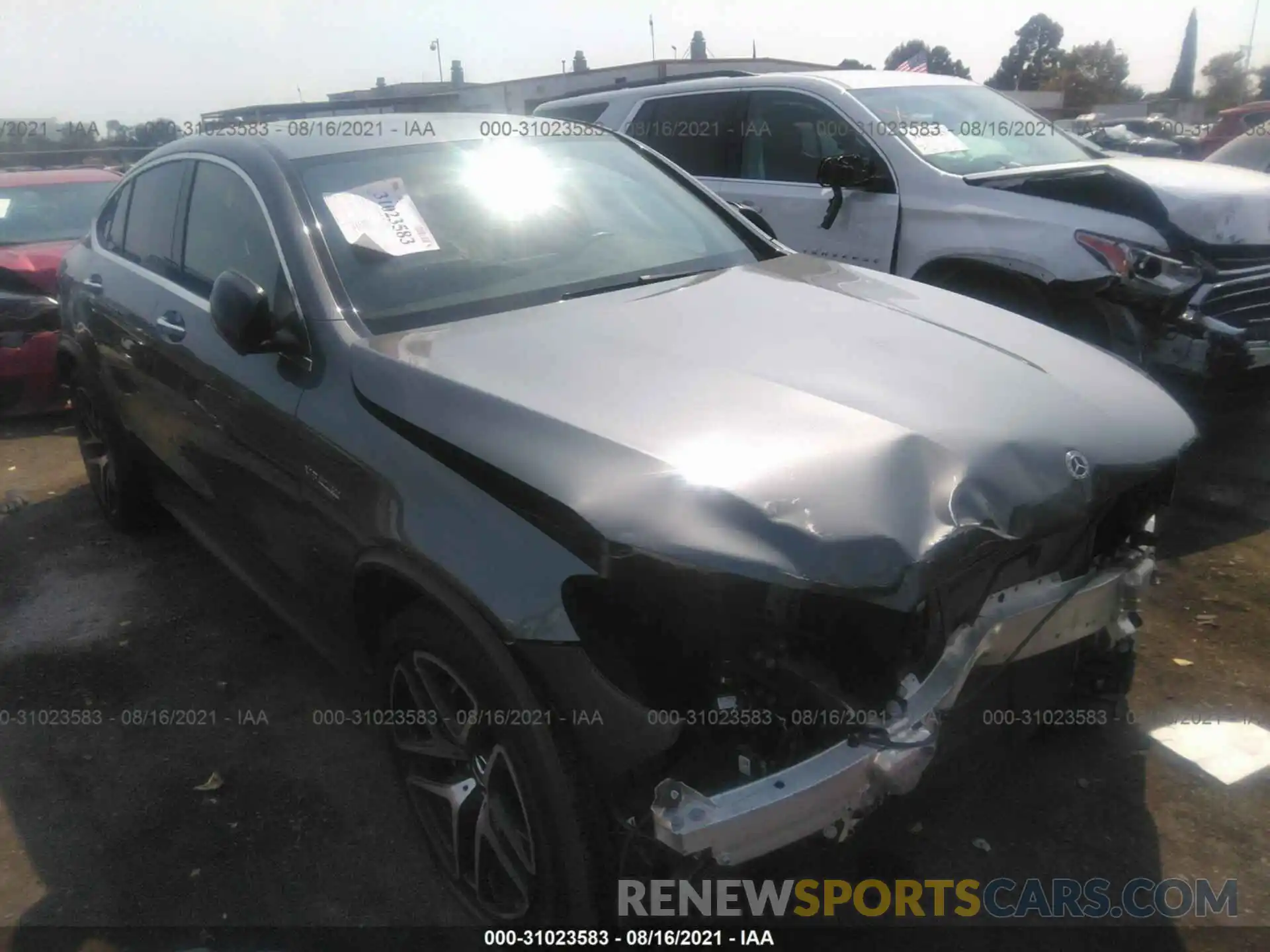 1 Photograph of a damaged car WDC0J8JB2KF567249 MERCEDES-BENZ GLC 2019