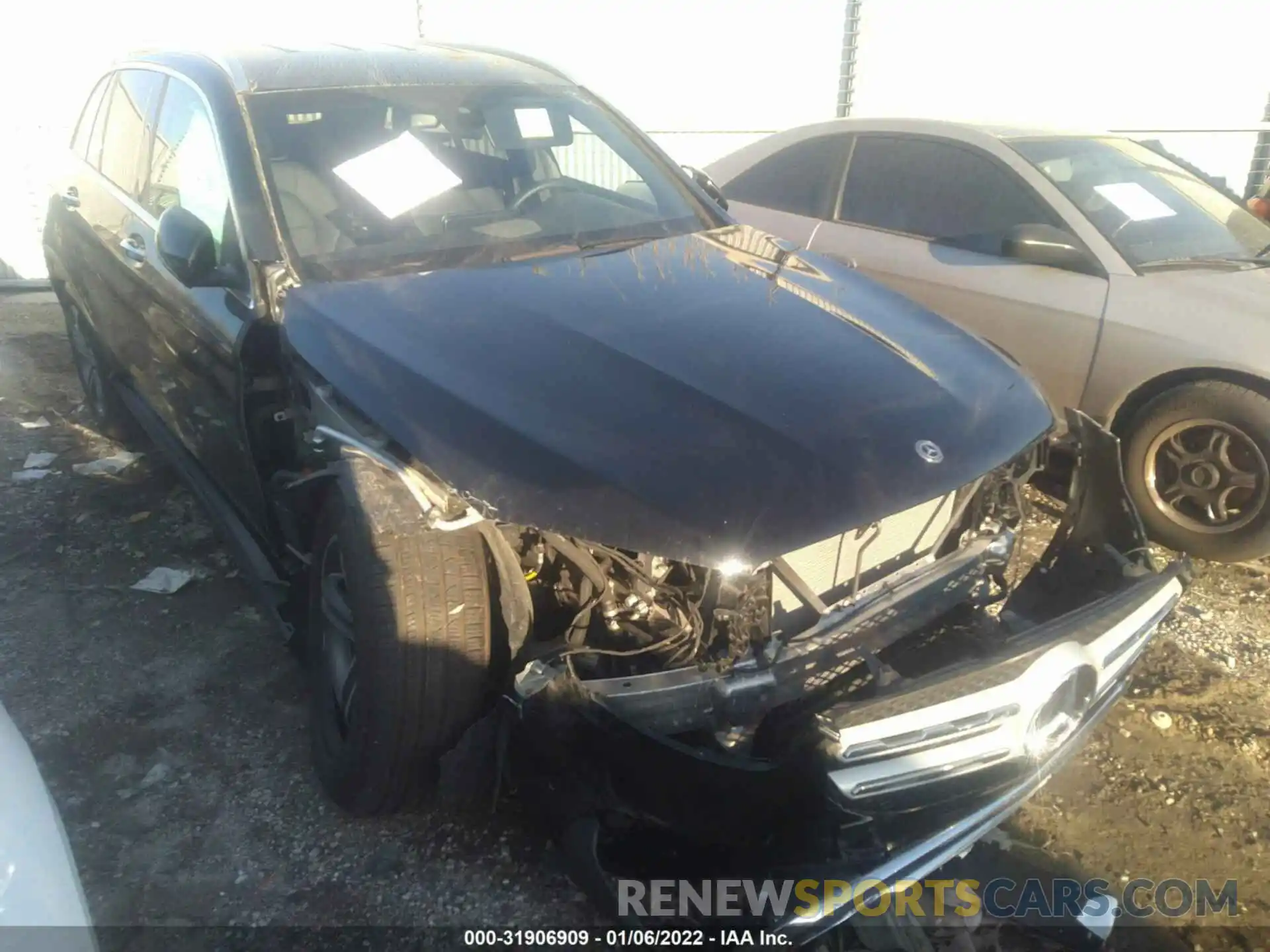 1 Photograph of a damaged car W1N0G5DB3LF797777 MERCEDES-BENZ GLC 2020