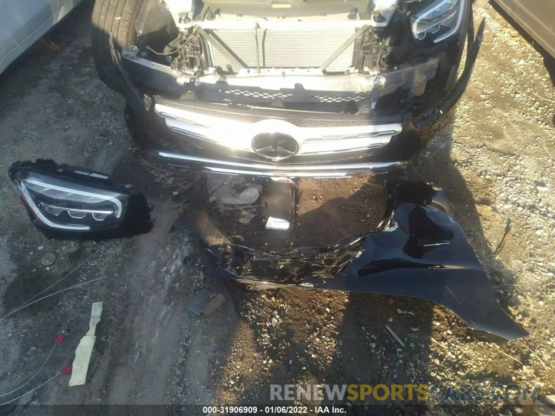 11 Photograph of a damaged car W1N0G5DB3LF797777 MERCEDES-BENZ GLC 2020