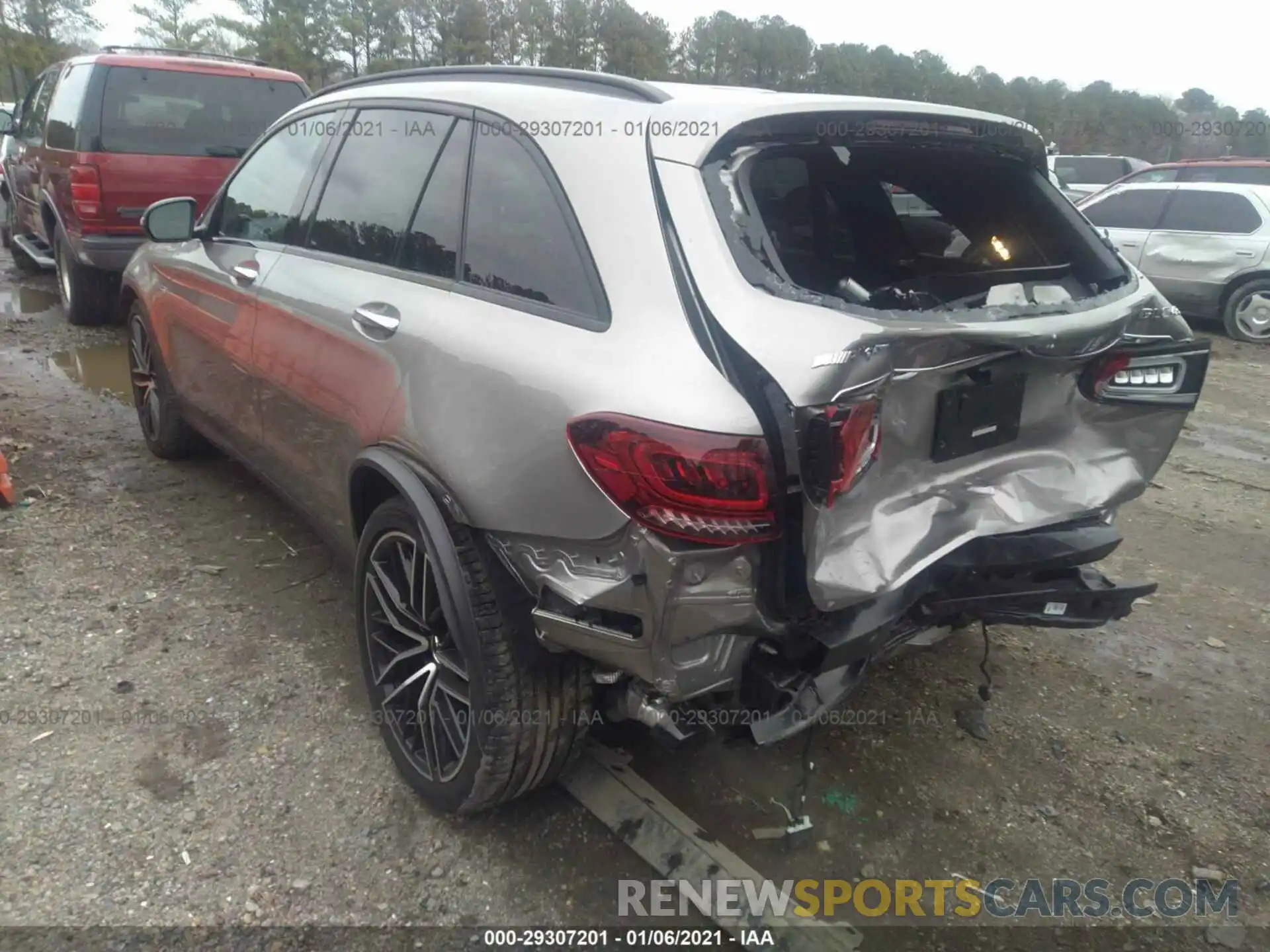 3 Фотография поврежденного автомобиля W1N0G6EB9LF768109 MERCEDES-BENZ GLC 2020