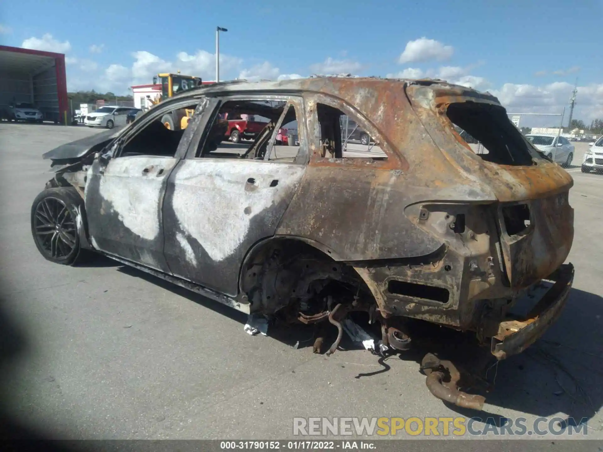 3 Photograph of a damaged car W1N0G6EBXLF755997 MERCEDES-BENZ GLC 2020