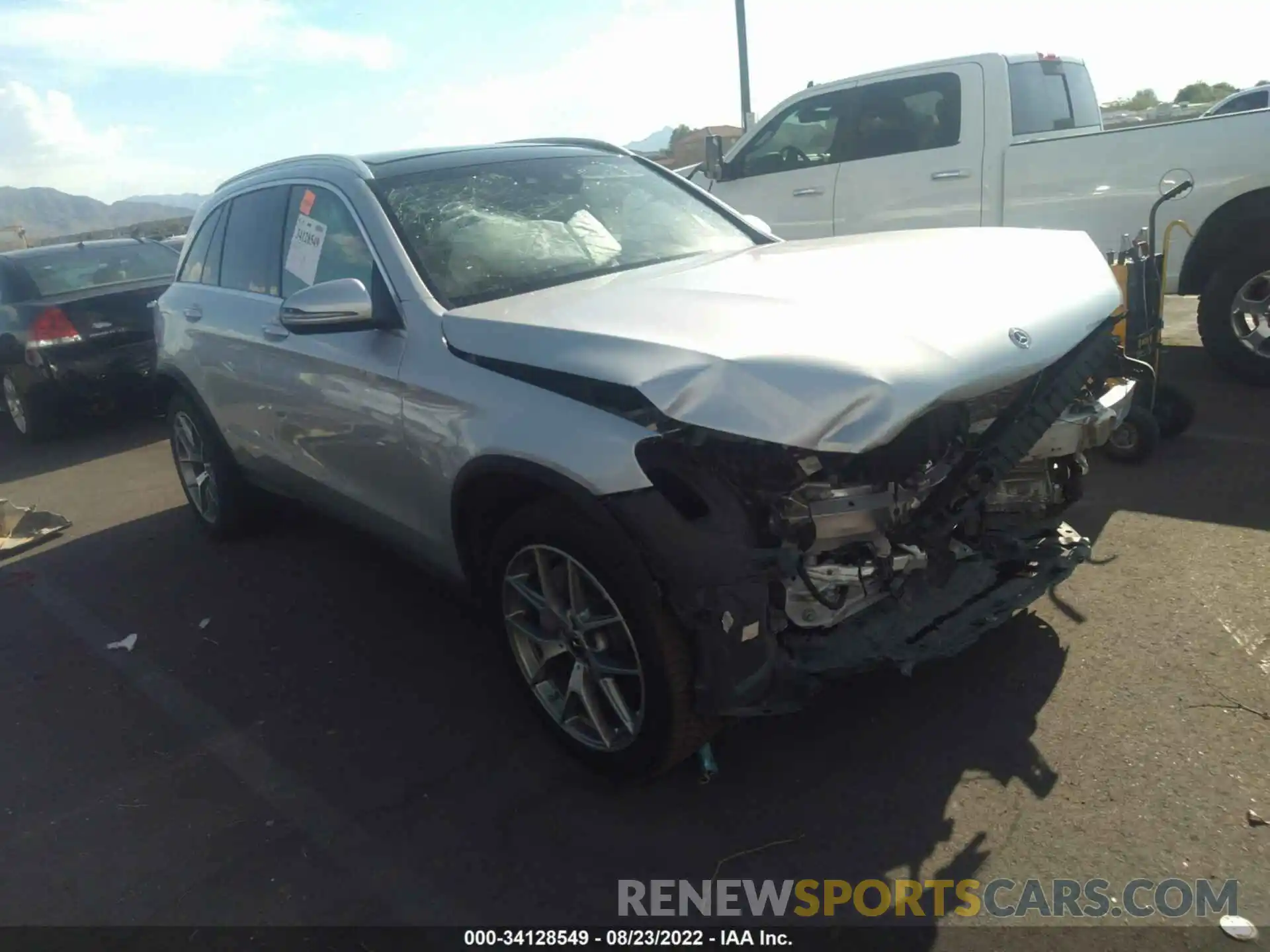 1 Photograph of a damaged car W1N0G8DB0LF767816 MERCEDES-BENZ GLC 2020