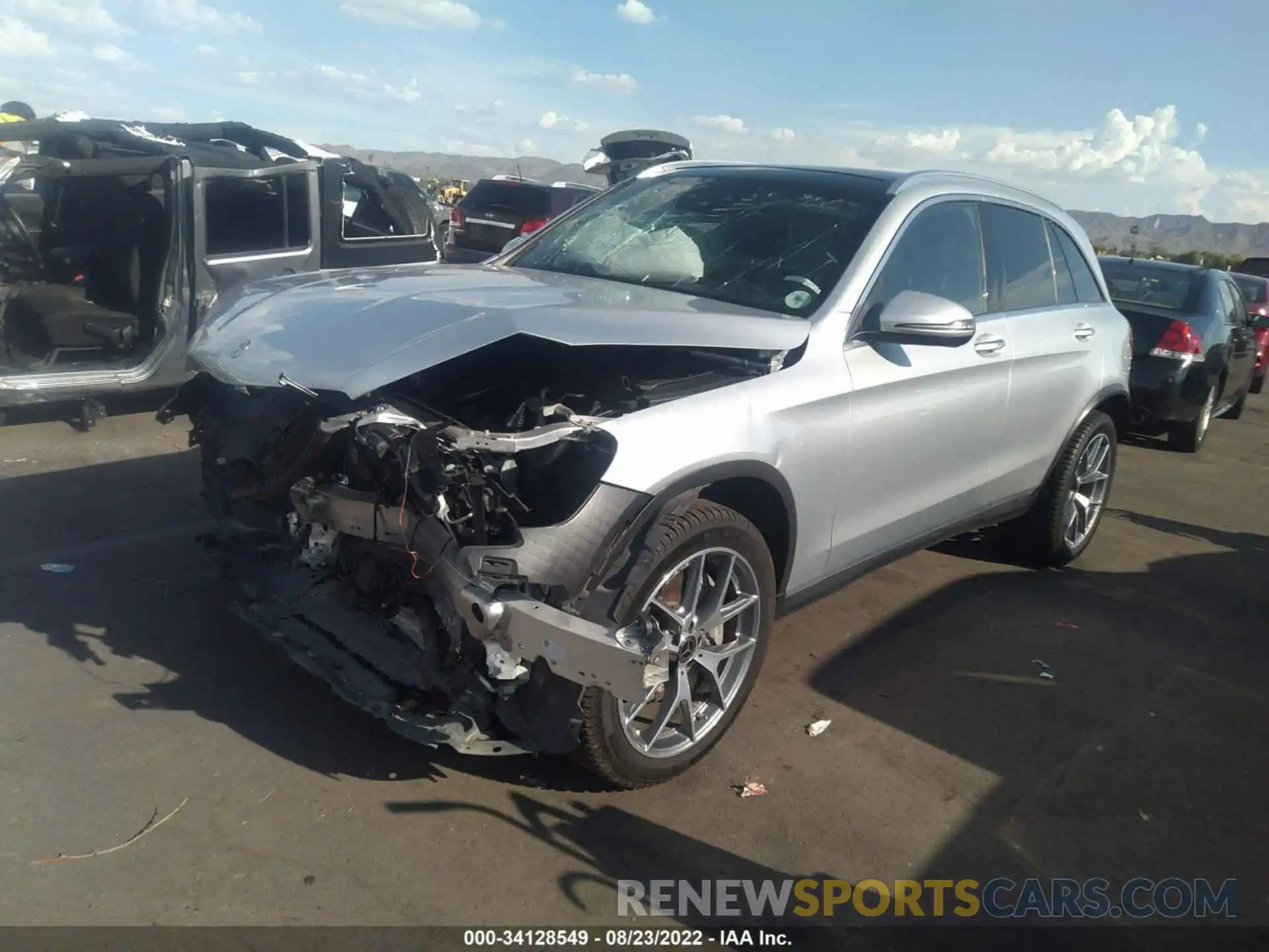 2 Photograph of a damaged car W1N0G8DB0LF767816 MERCEDES-BENZ GLC 2020