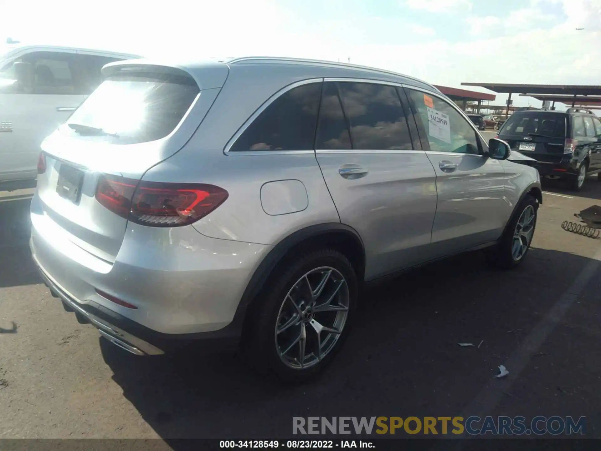 4 Photograph of a damaged car W1N0G8DB0LF767816 MERCEDES-BENZ GLC 2020