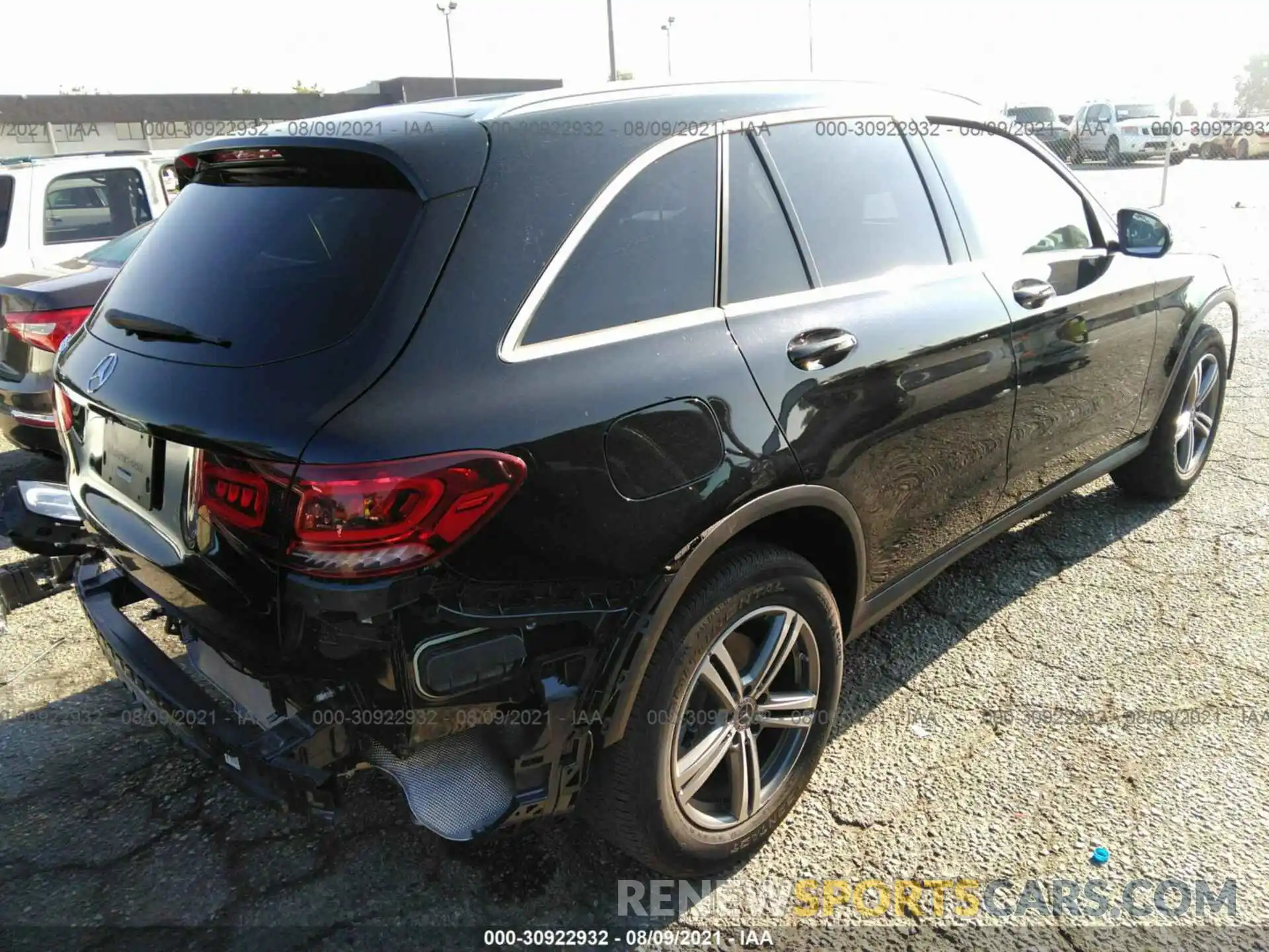 4 Photograph of a damaged car W1N0G8DB0LF799696 MERCEDES-BENZ GLC 2020