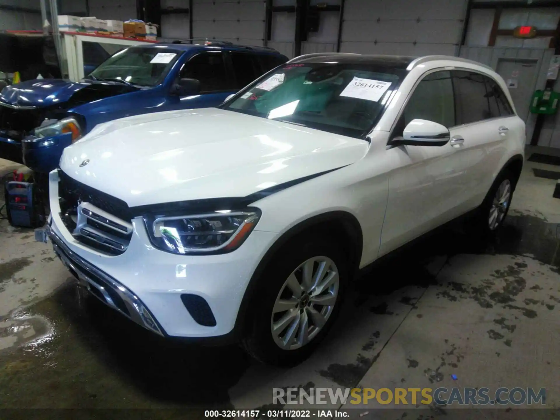 2 Photograph of a damaged car W1N0G8DB1LF780204 MERCEDES-BENZ GLC 2020